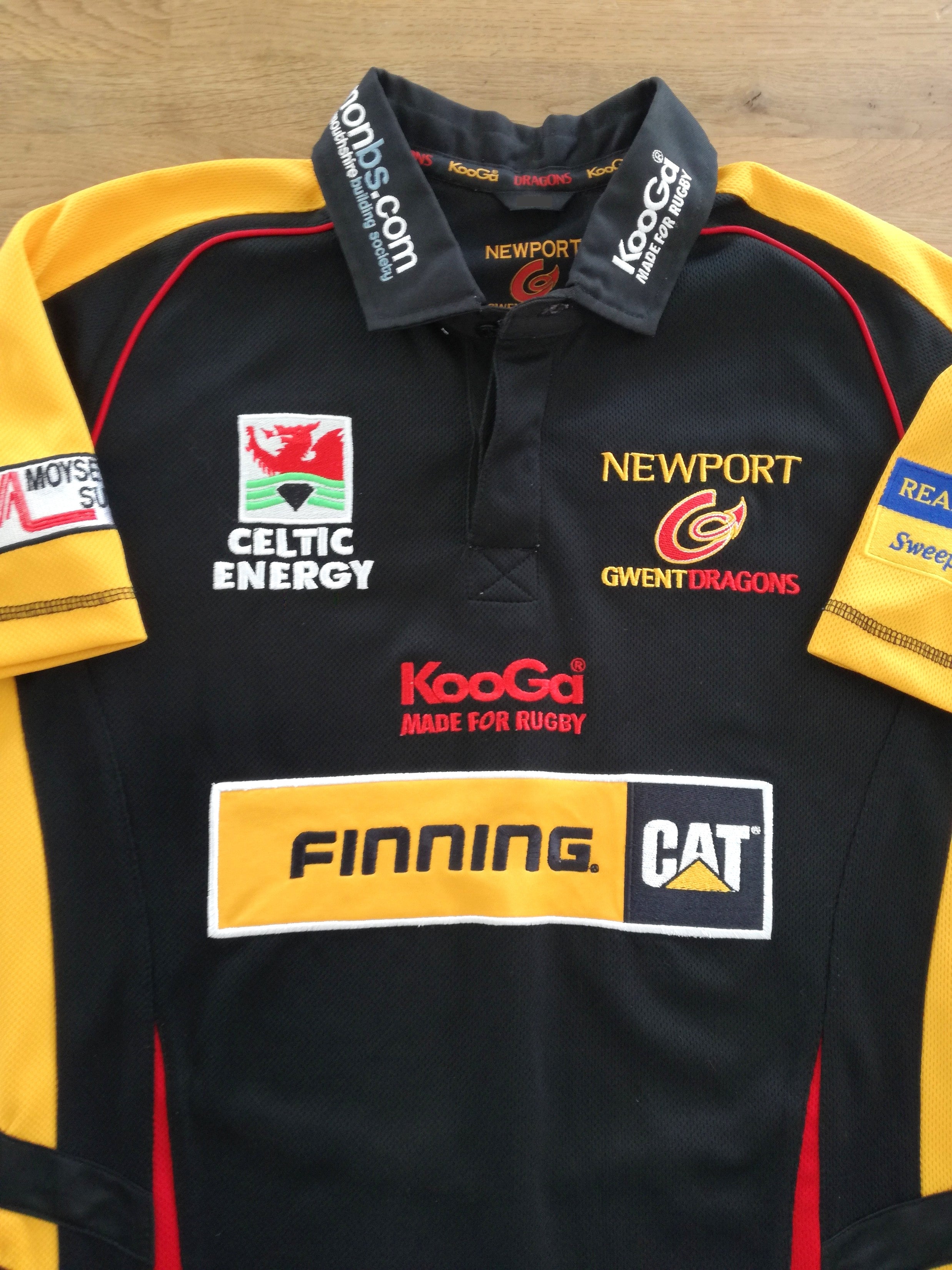 2007/08 Newport Gwent Dragons Home Rugby Shirt