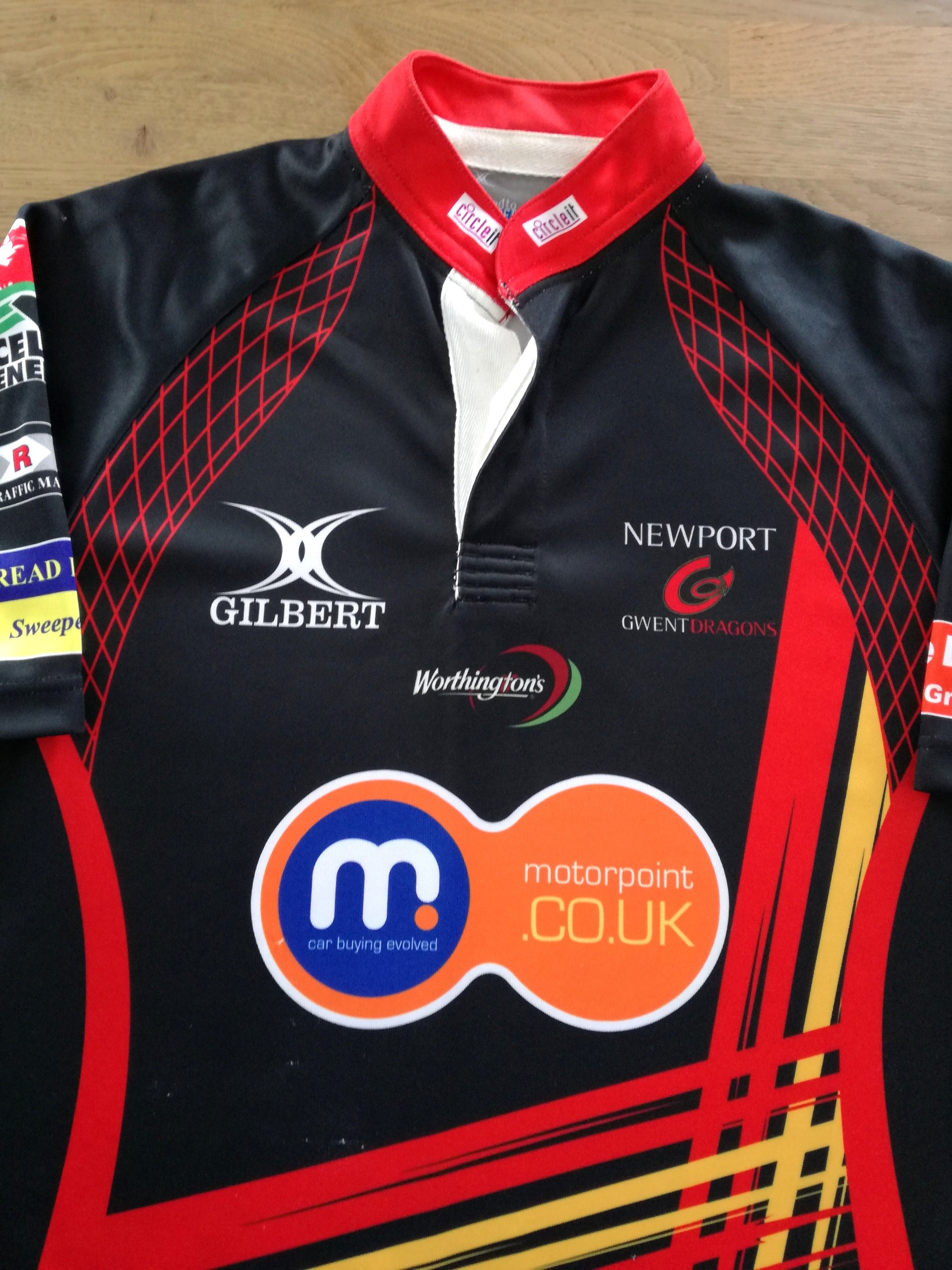 2010/11 Newport Gwent Dragons Home Rugby Shirt