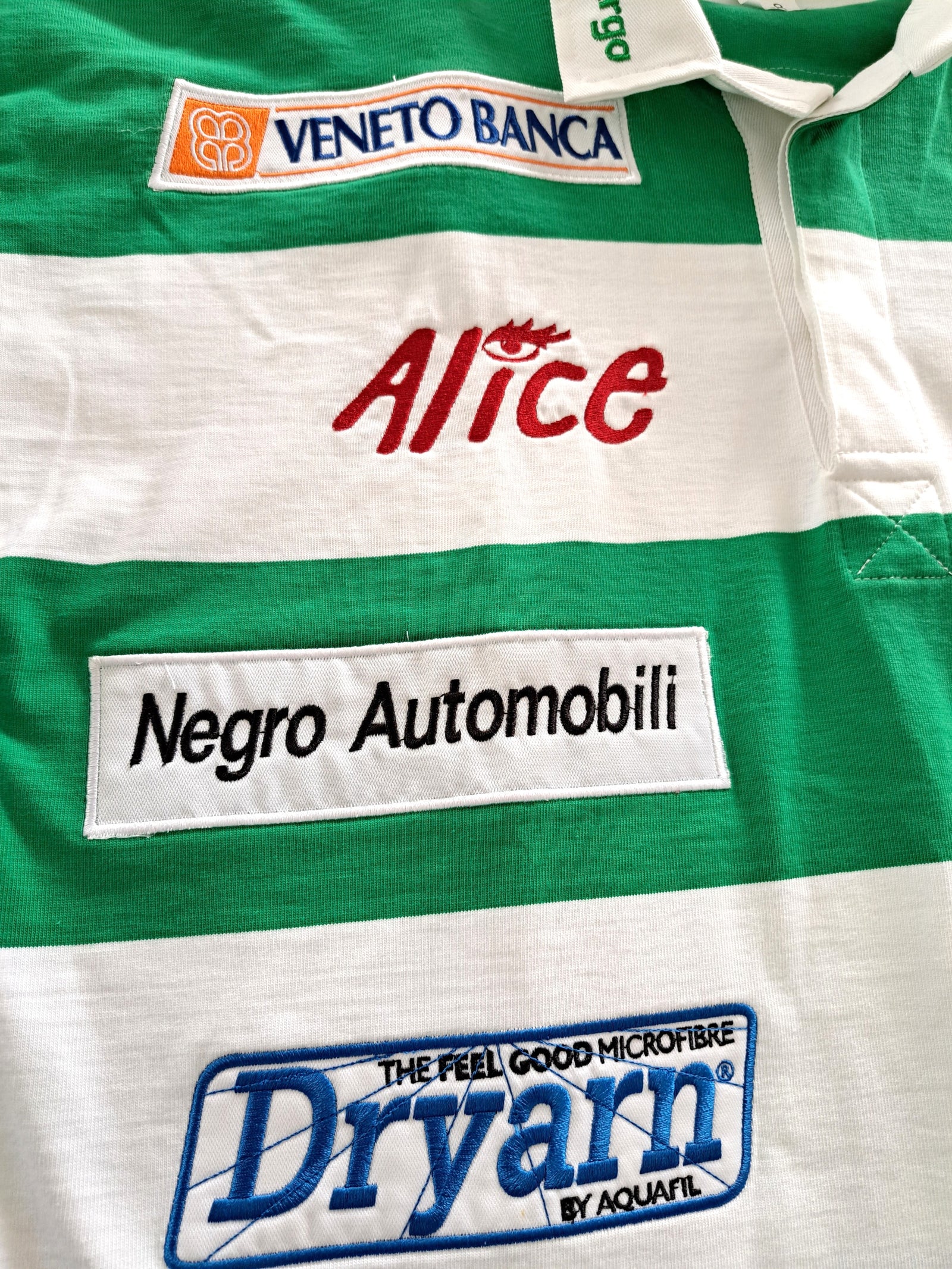 2005/06 Benetton Home Rugby Shirt #8 (L)