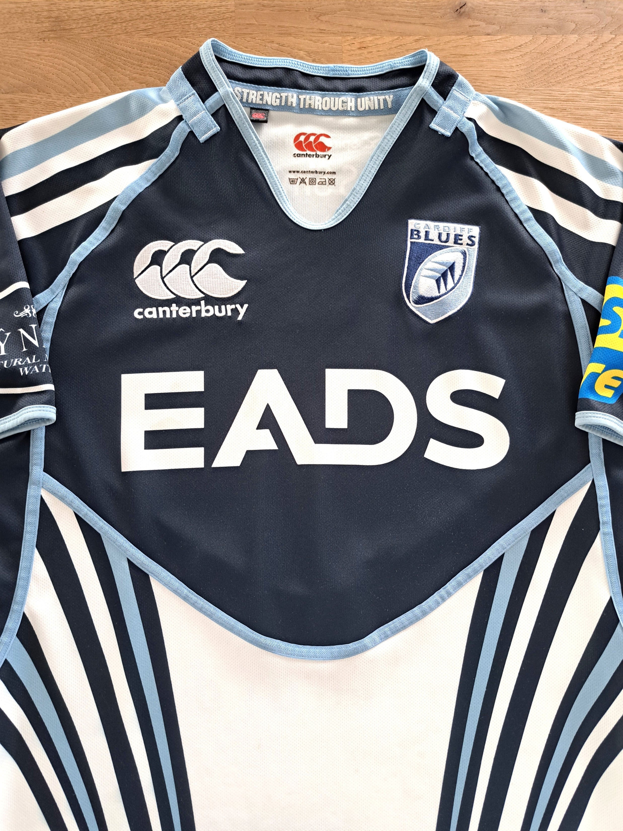 2011/12 Cardiff Blues Away Rugby Shirt (M)