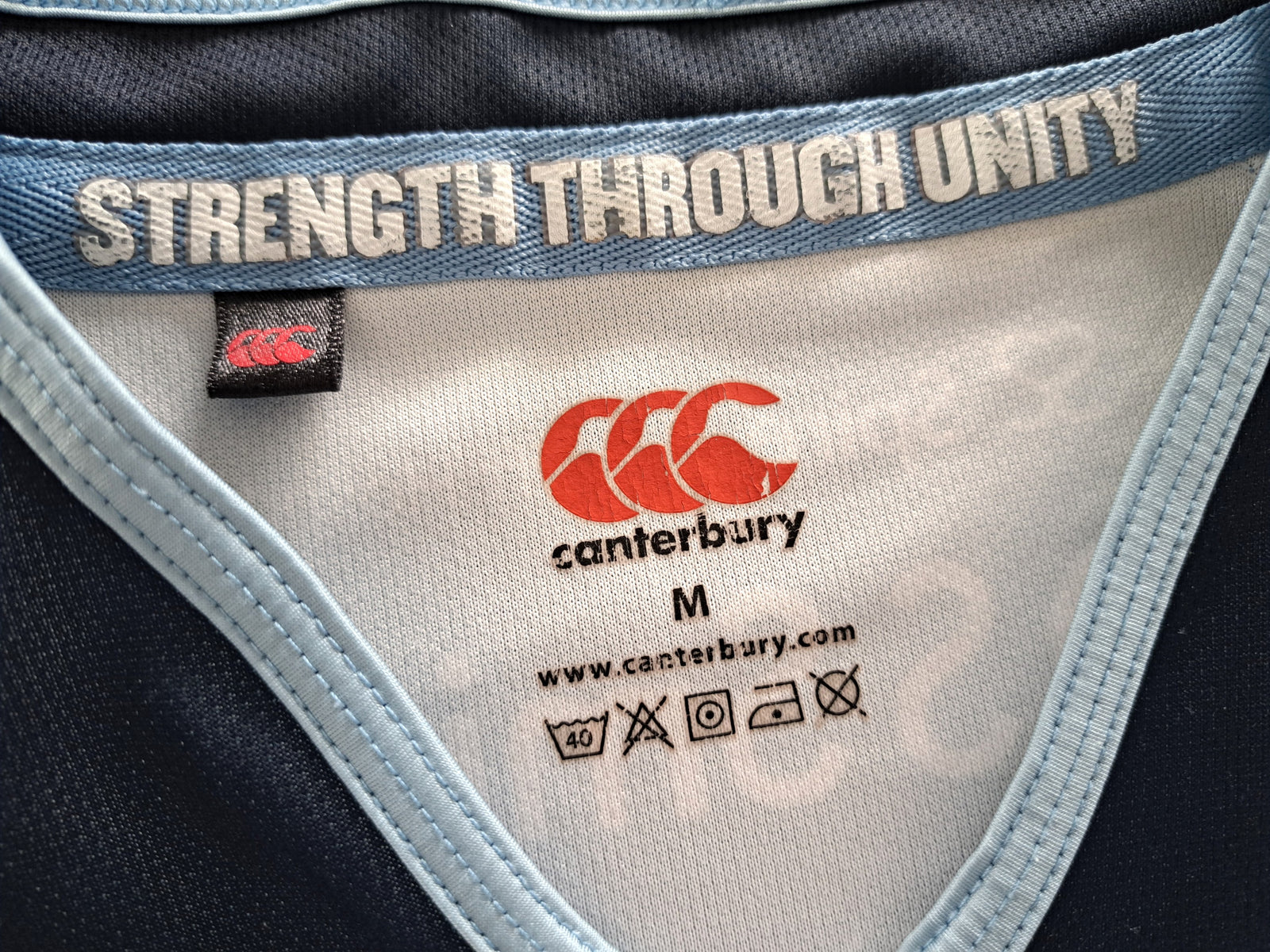 2011/12 Cardiff Blues Away Rugby Shirt (M)