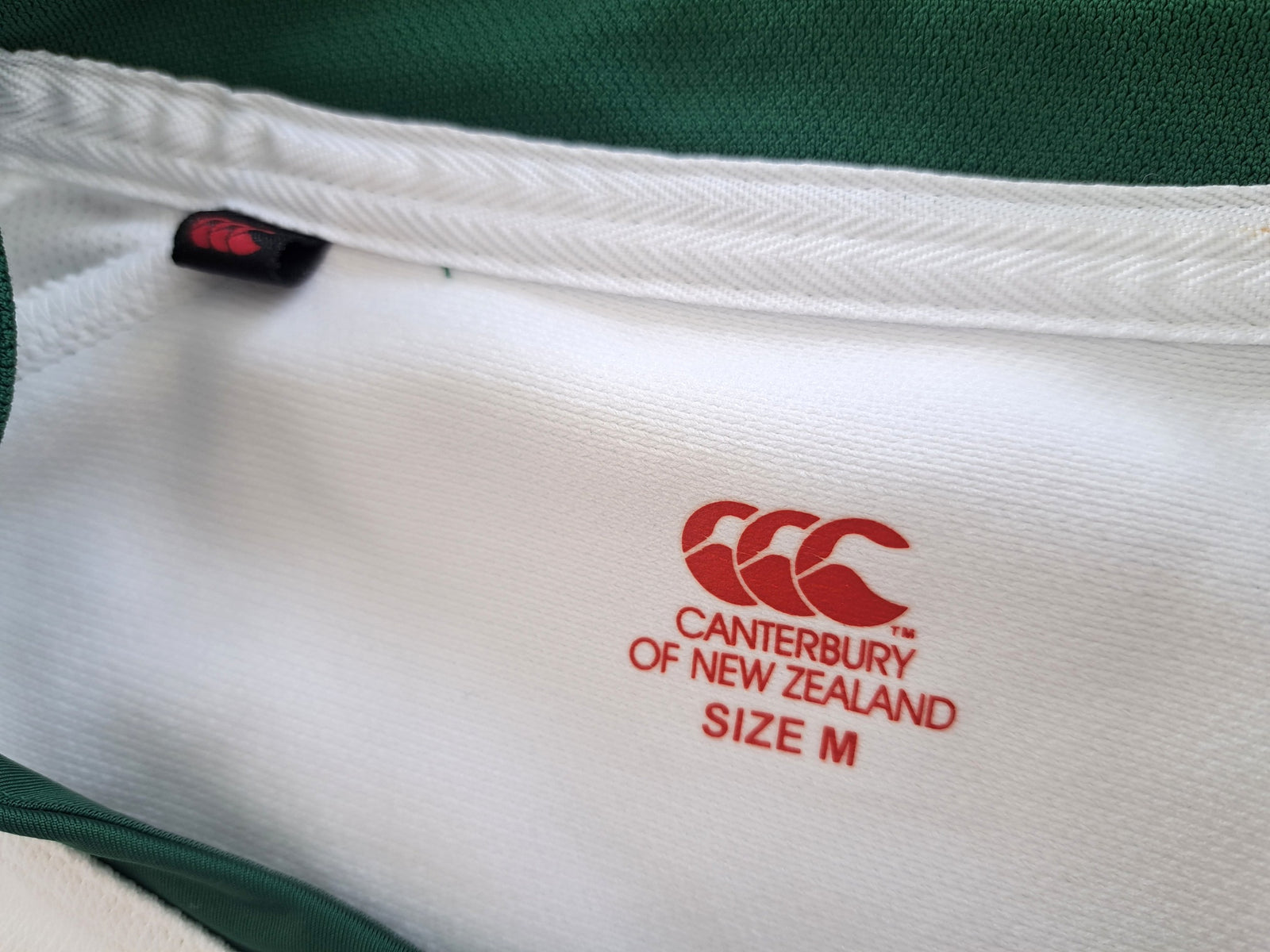 2007/08 Ireland Away Pro-Fit Rugby Shirt (M)