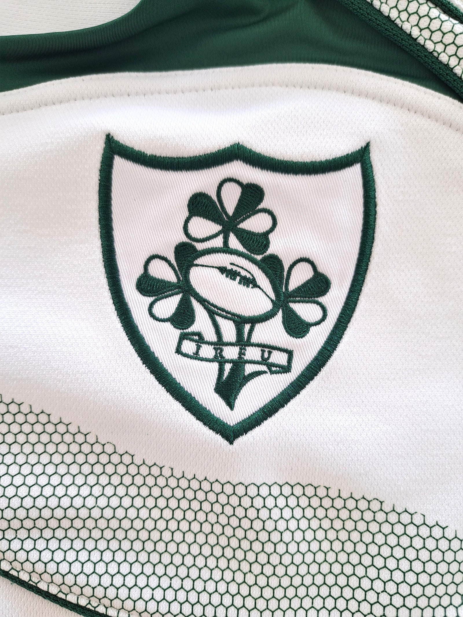 2007/08 Ireland Away Pro-Fit Rugby Shirt (M)