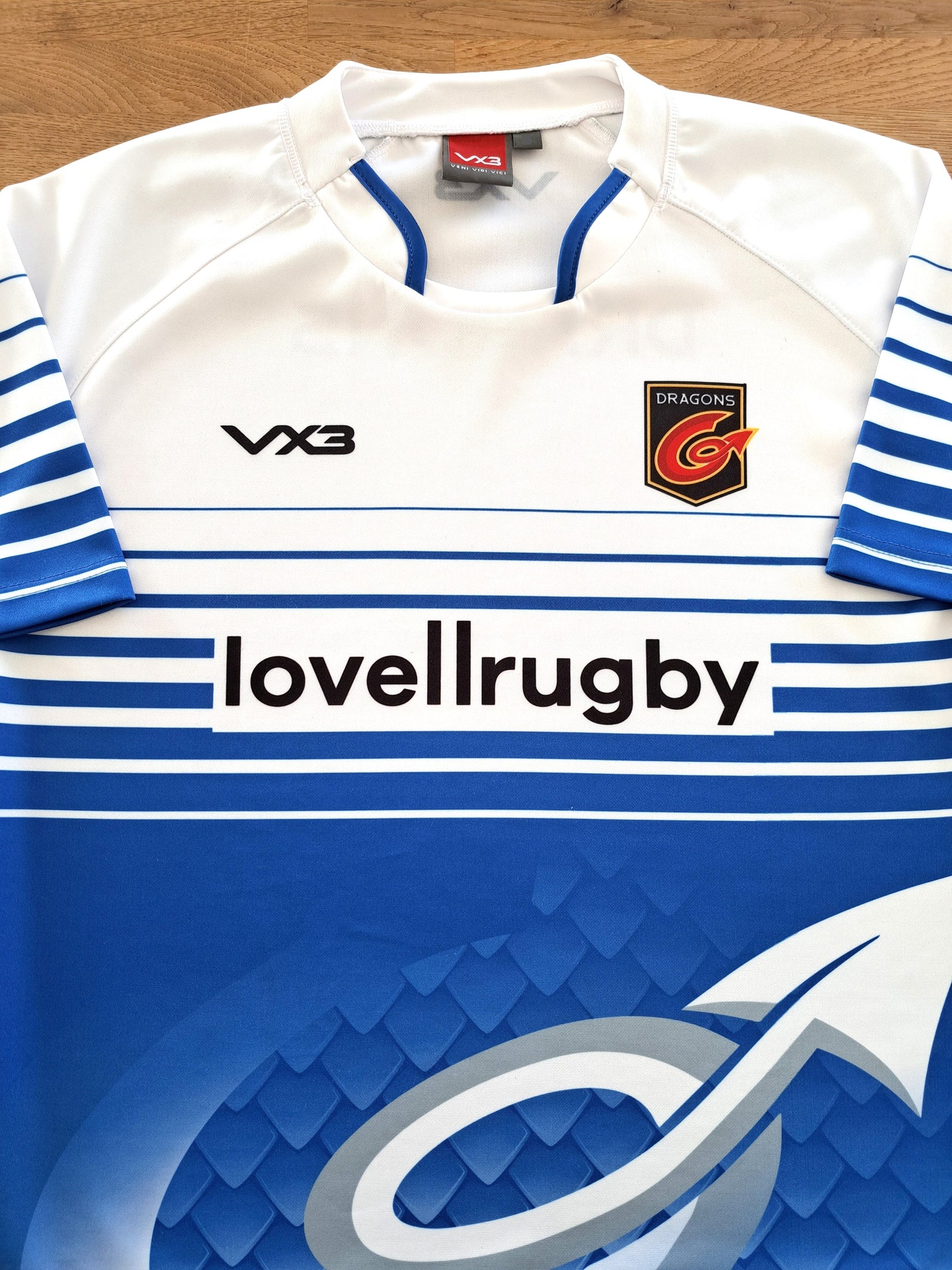 2018/19 Dragons Training Shirt (M)