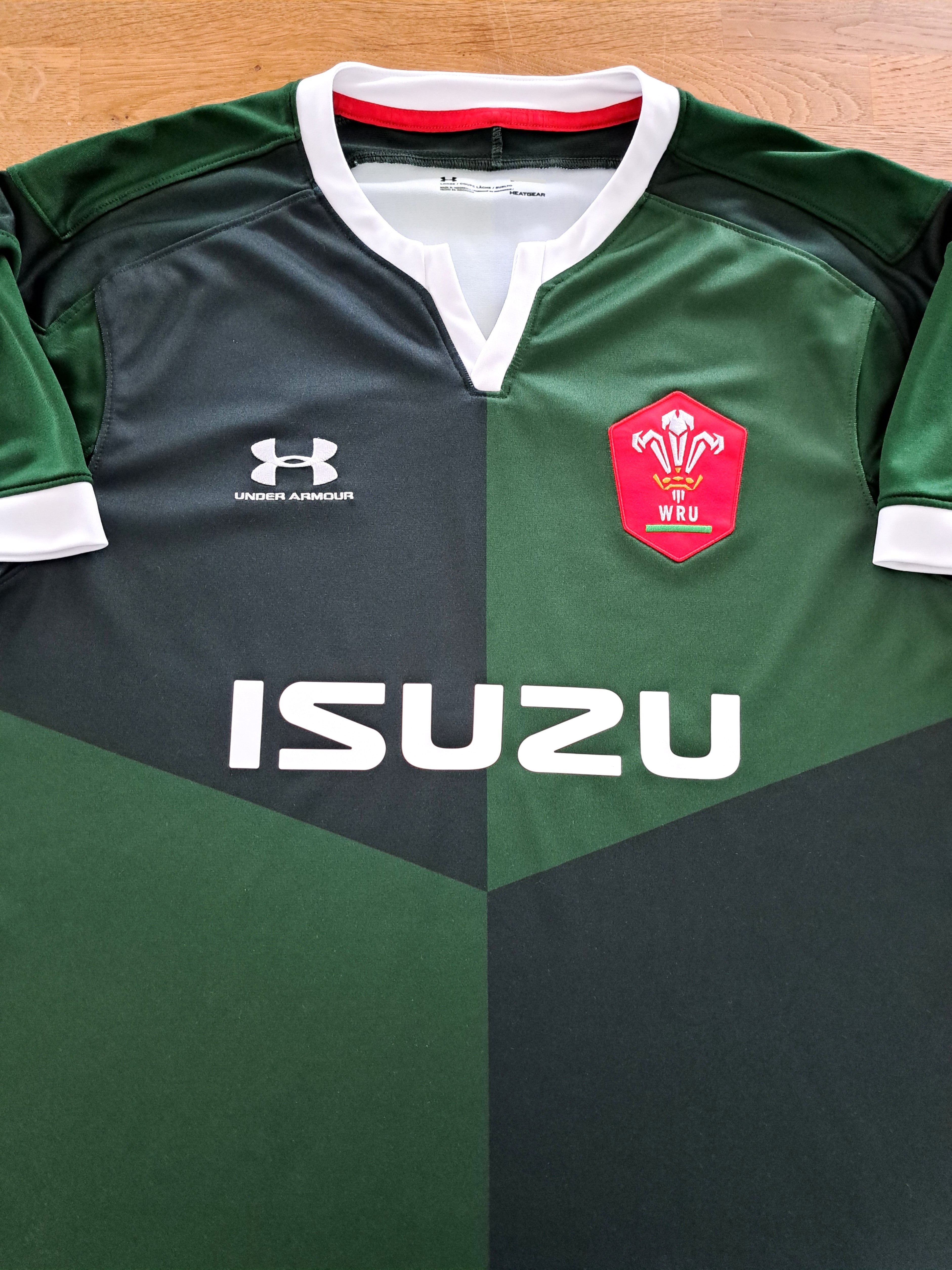 2019/20 Wales Away Rugby Shirt