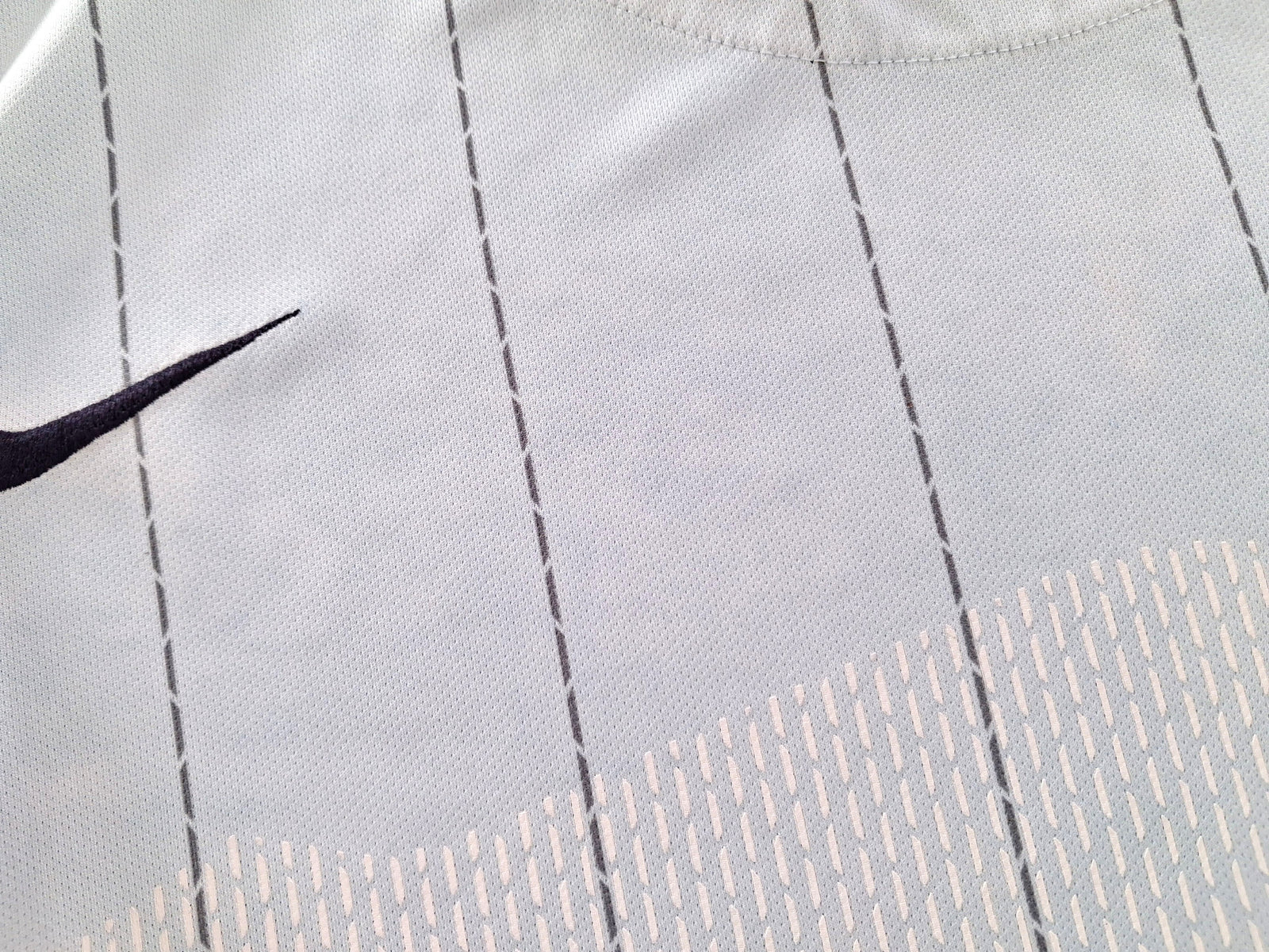 2009/10 France Away Pro-Fit Rugby Shirt (L)