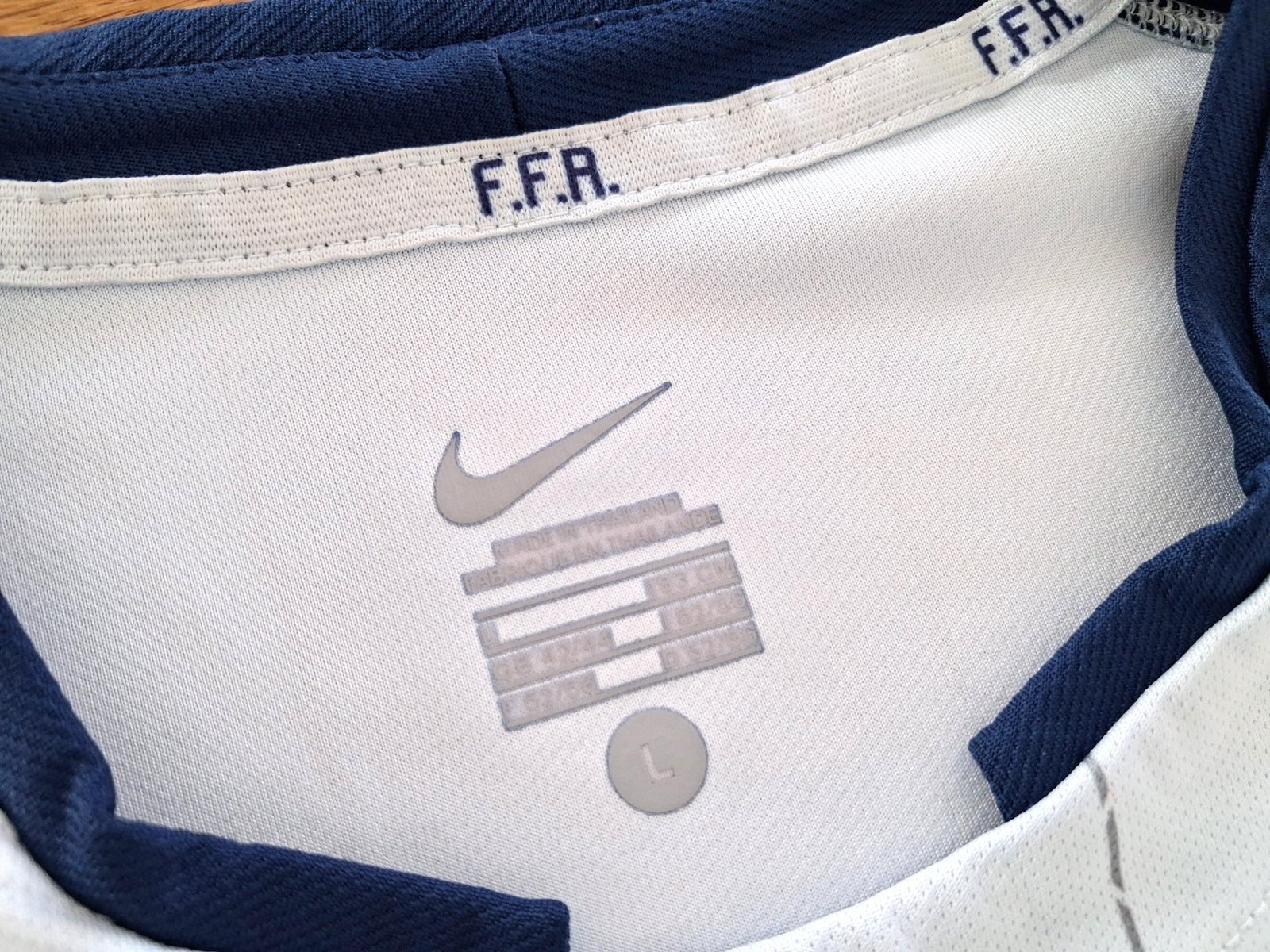 2009/10 France Away Pro-Fit Rugby Shirt (L)