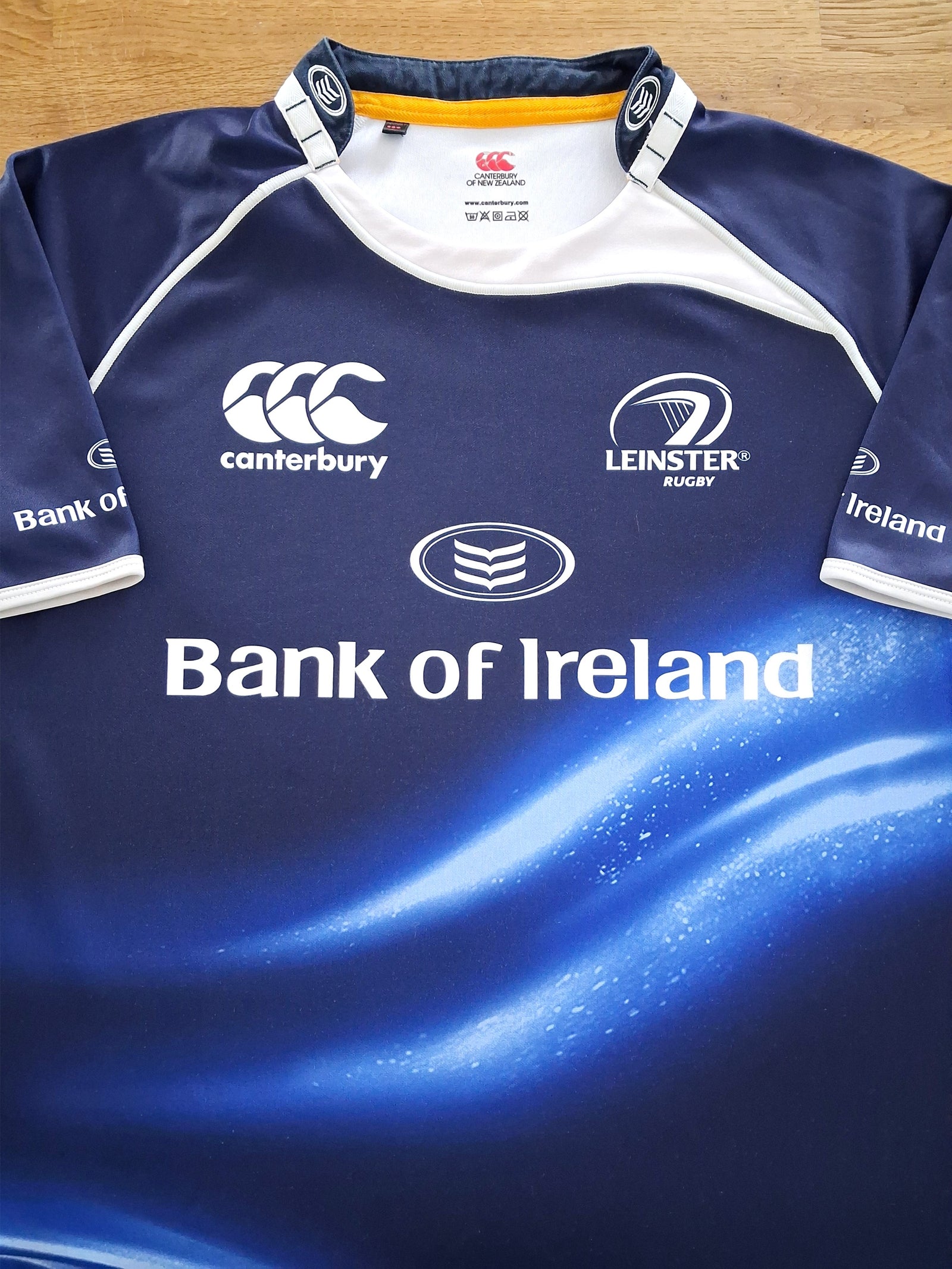 2009/10 Leinster Home Rugby Shirt