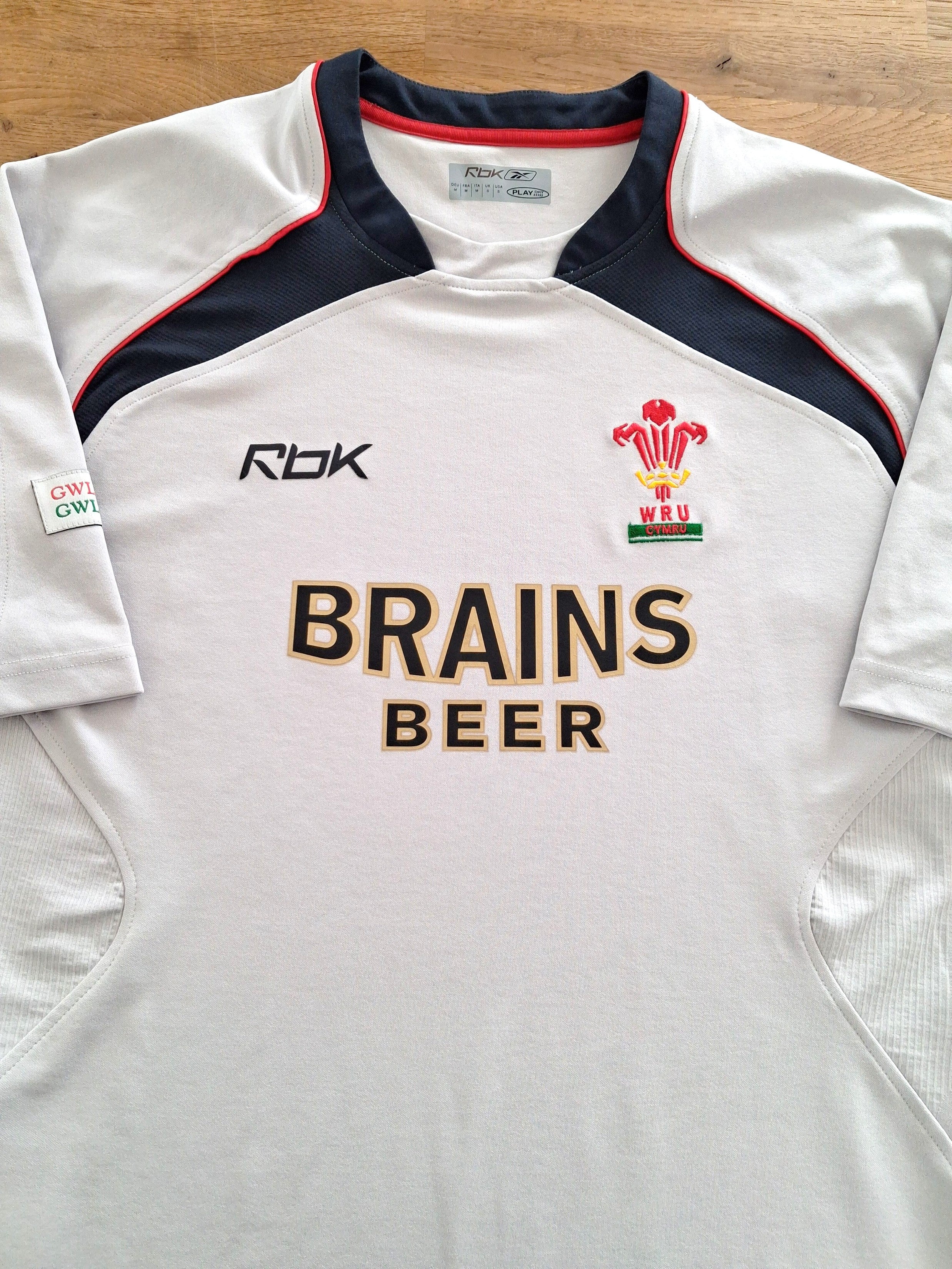 2006/07 Wales Away Pro-Fit Rugby Shirt