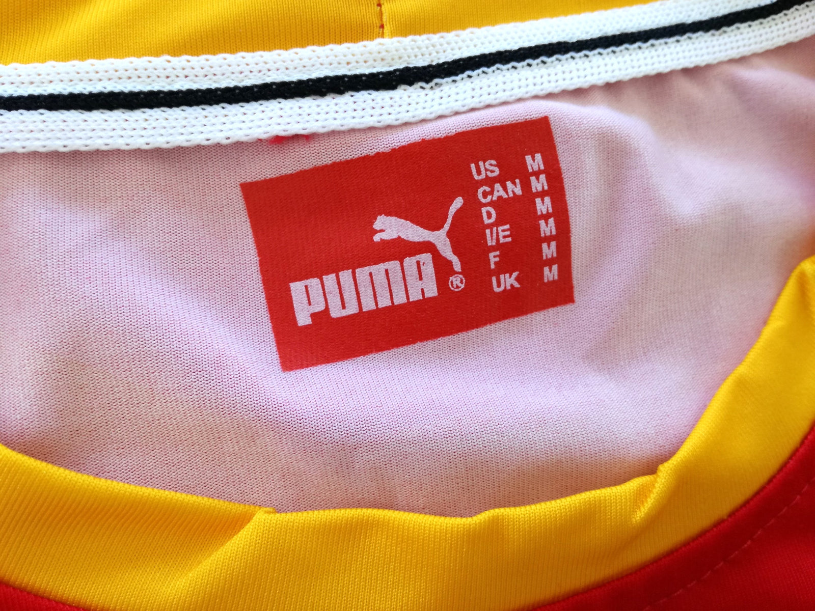2005/06 Perpignan Home Pro-Fit Rugby Shirt (M)