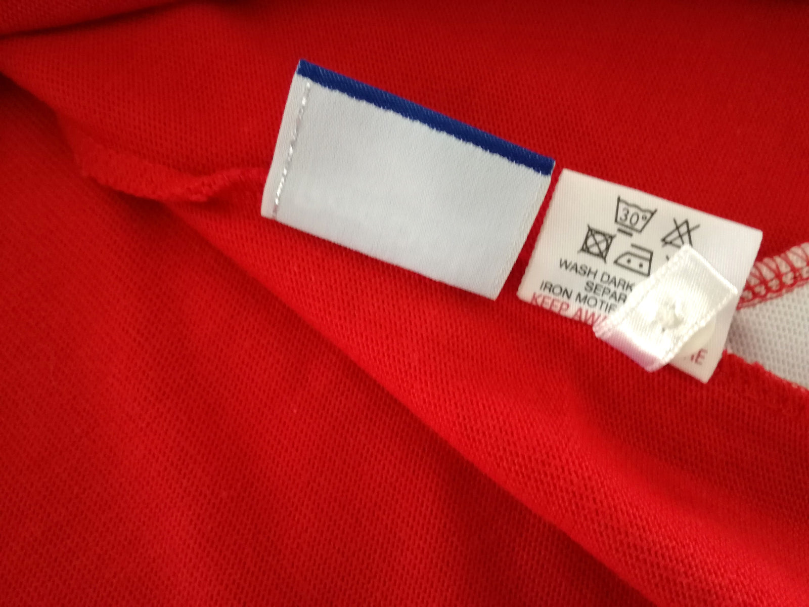 1998/99 Wales Home Rugby Shirt. (L)