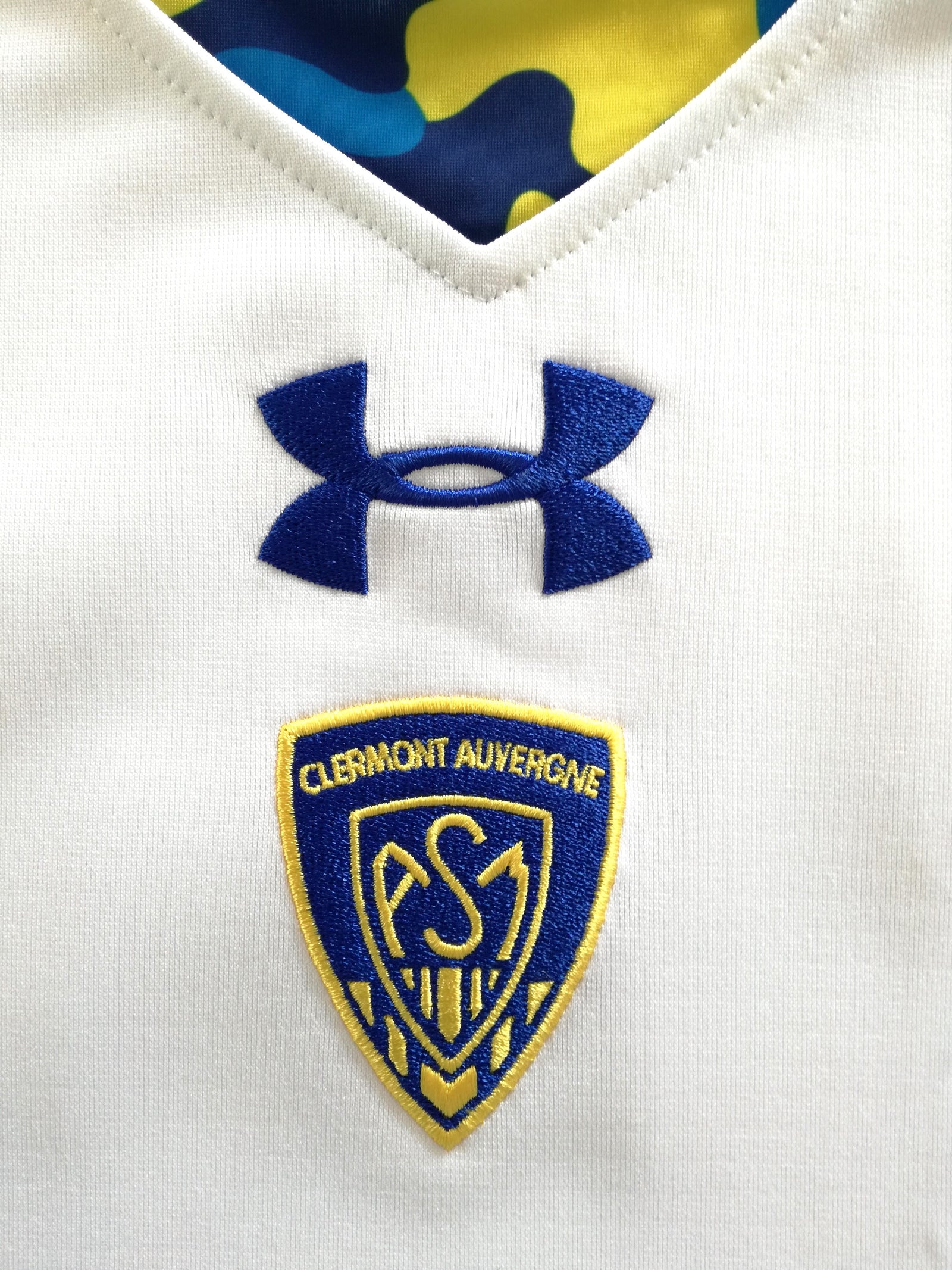 2015/16 Clermont Auvergne Away Rugby Shirt (M)
