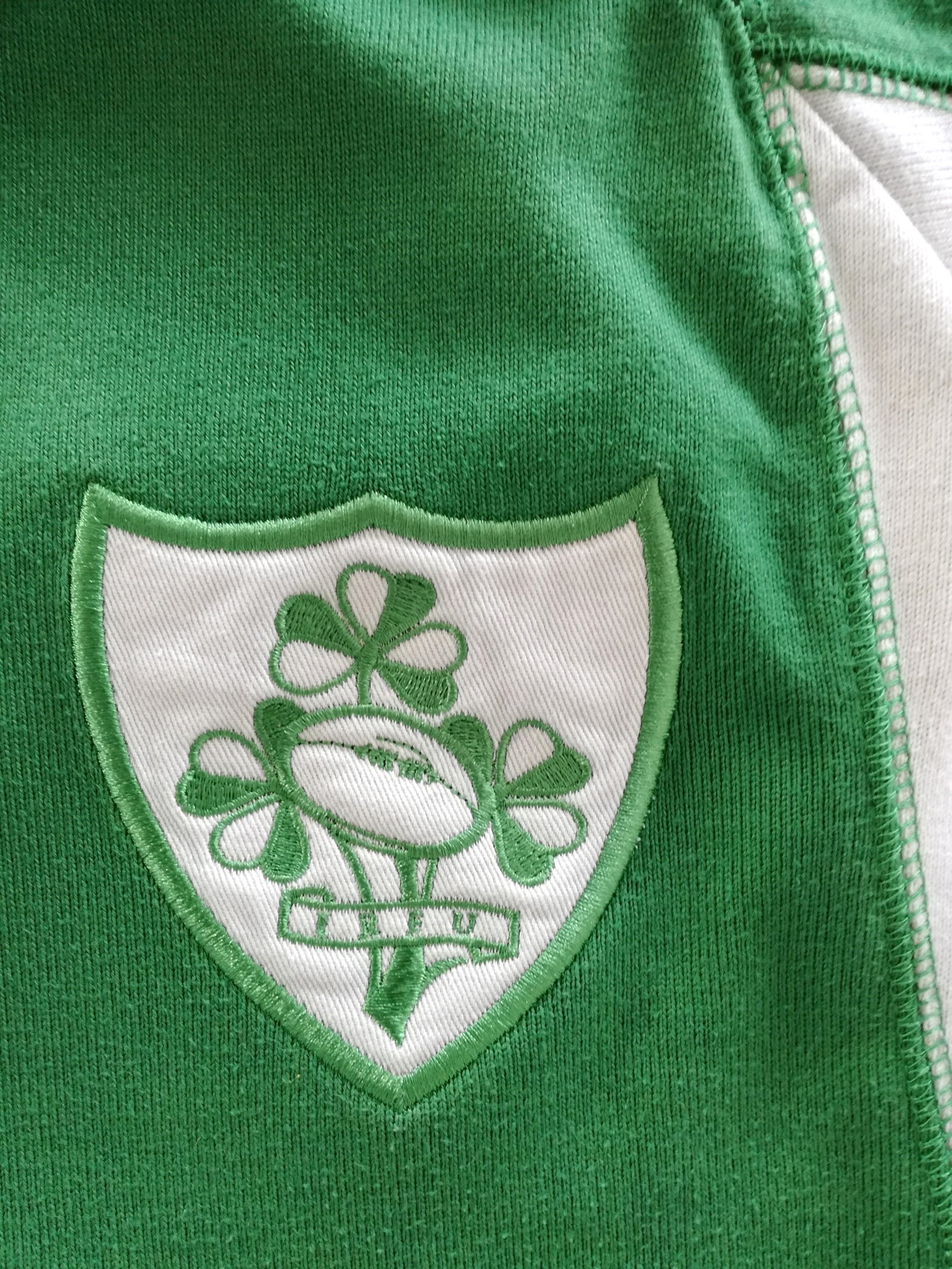 2004/05 Ireland Home Rugby Shirt (L)