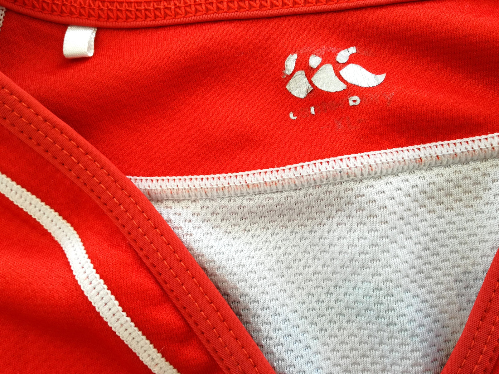 2017 Sunwolves Home Super Rugby Shirt (XL)