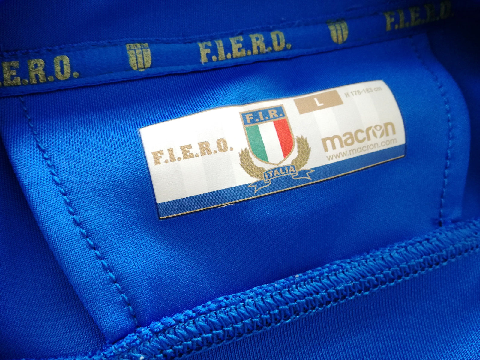 2017/18 Italy Home Rugby Shirt (L)