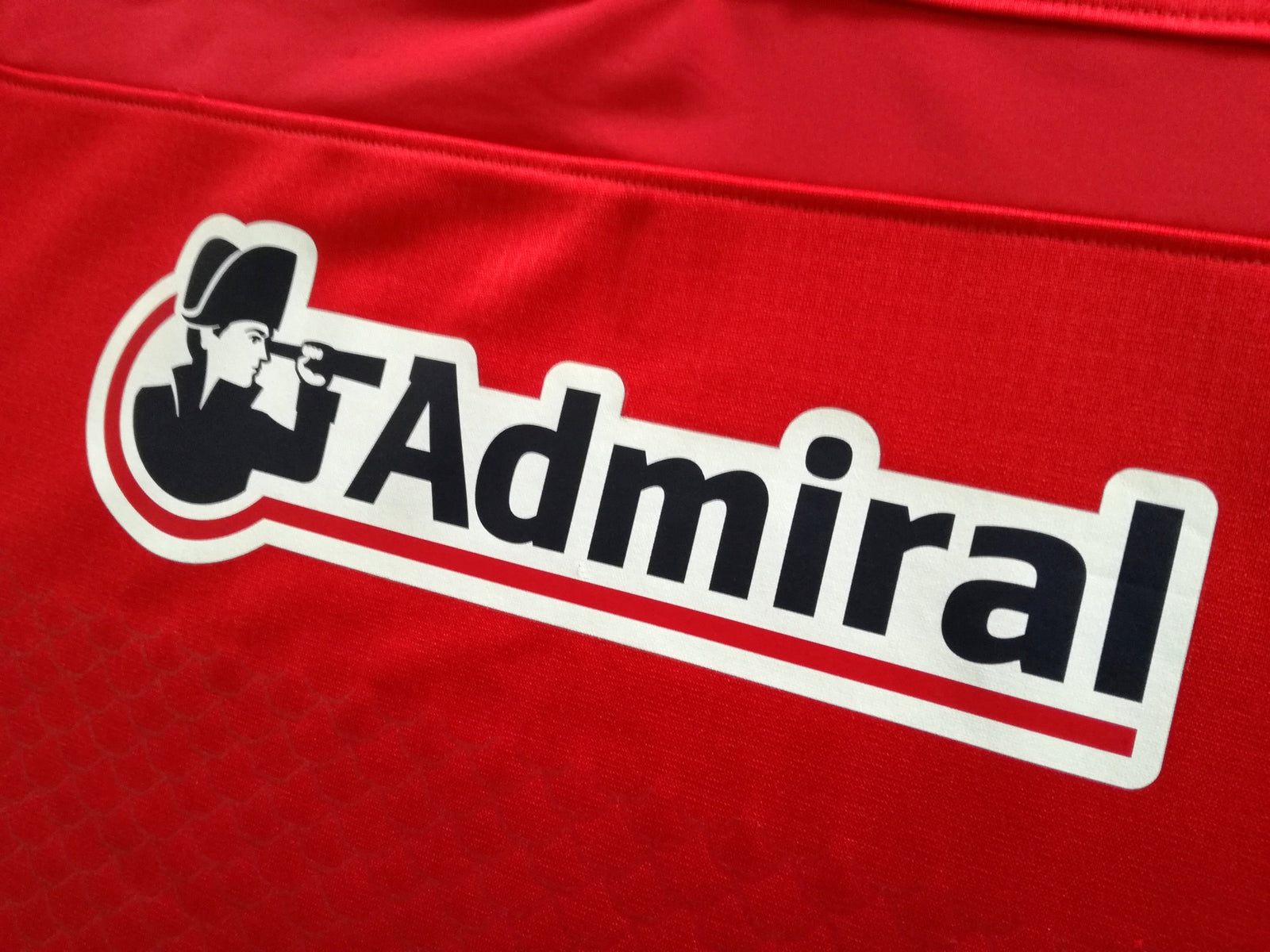 2011/12 Wales Home Rugby Shirt. (M)
