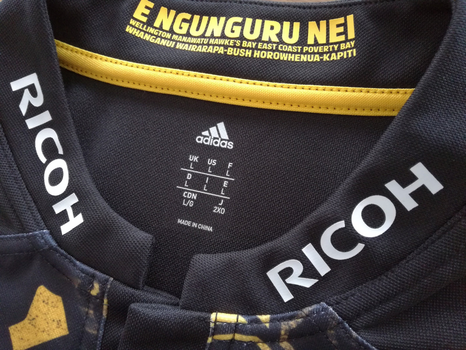2017 Hurricanes 'Lions Tour' Rugby Shirt (L)