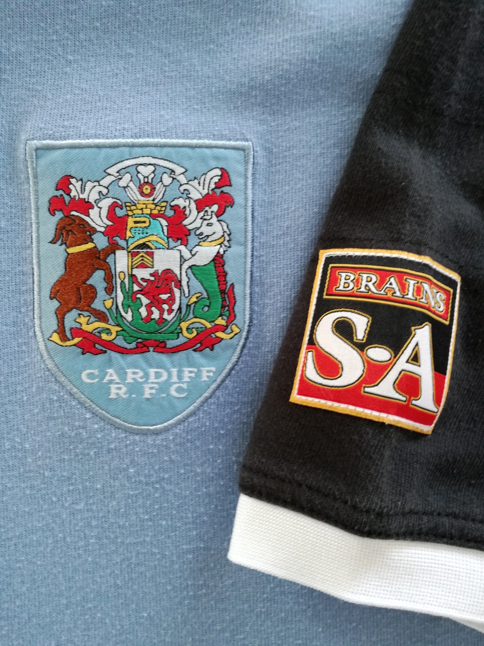 2003/04 Cardiff RFC Home Rugby Shirt (XL)