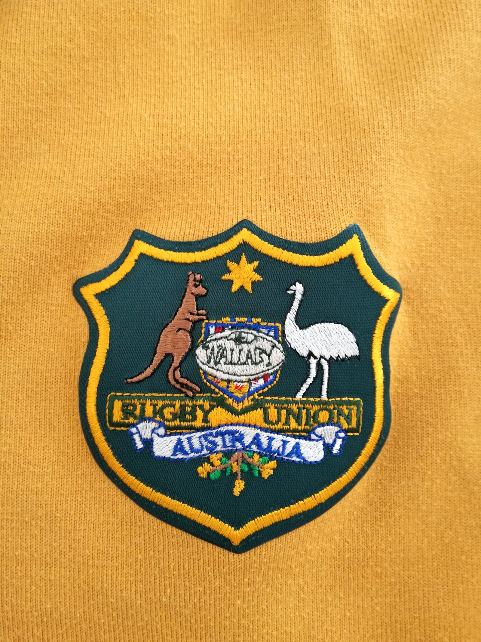 2004/05 Australia Home Rugby Shirt. (M)