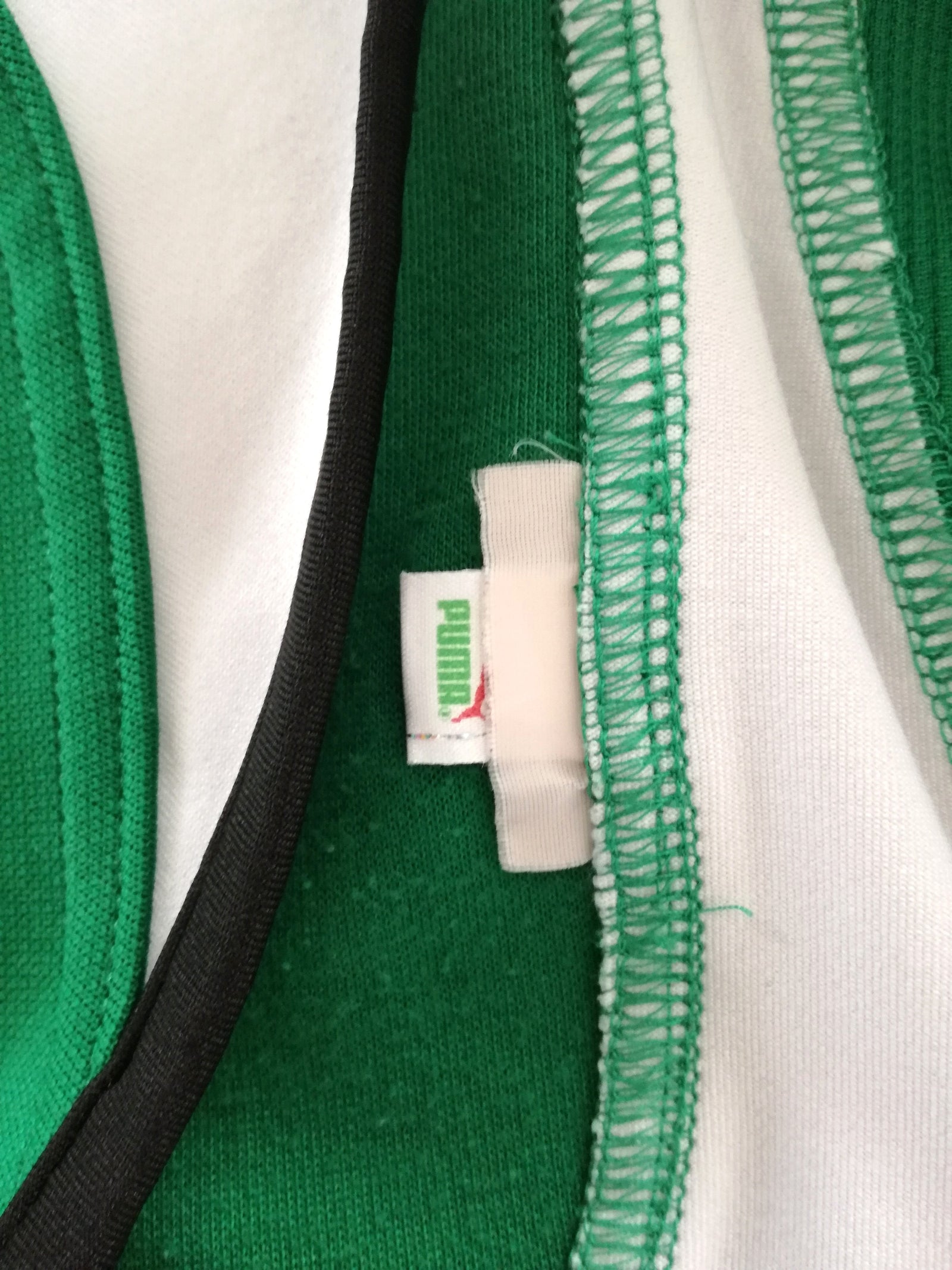 2009/10 Ireland Home Pro-Fit Rugby Shirt (S)