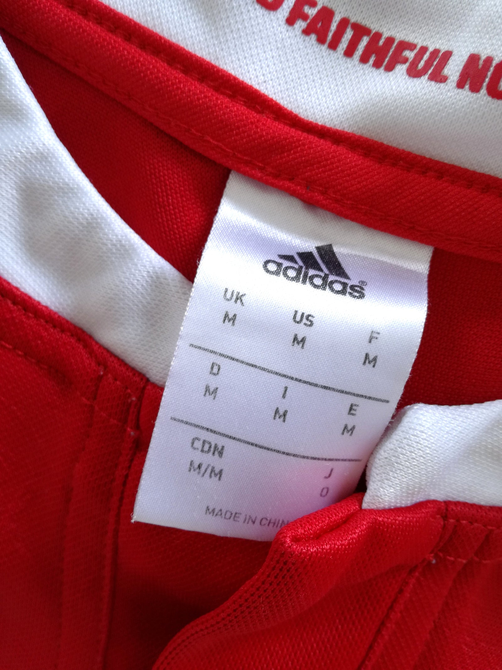 2015/16 Munster Home Rugby Shirt (M)