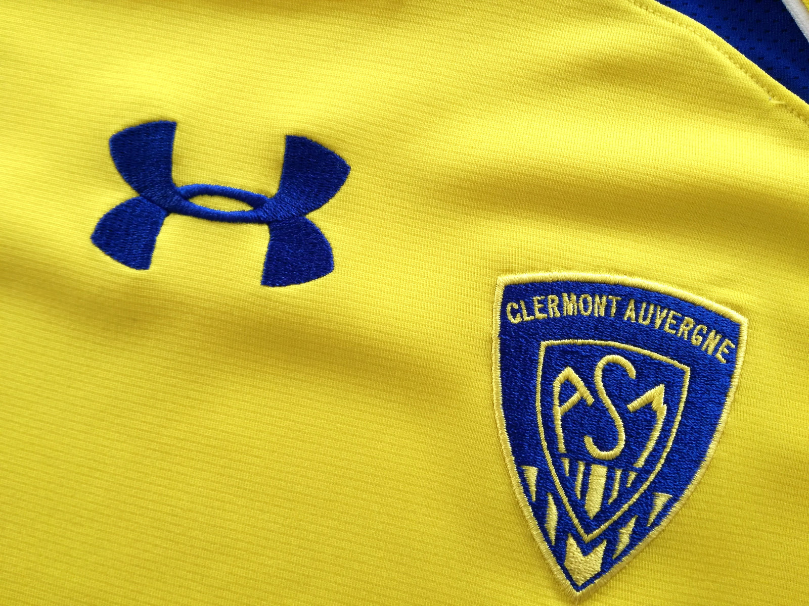 2010/11 Clermont Auvergne Home Rugby Shirt (L)
