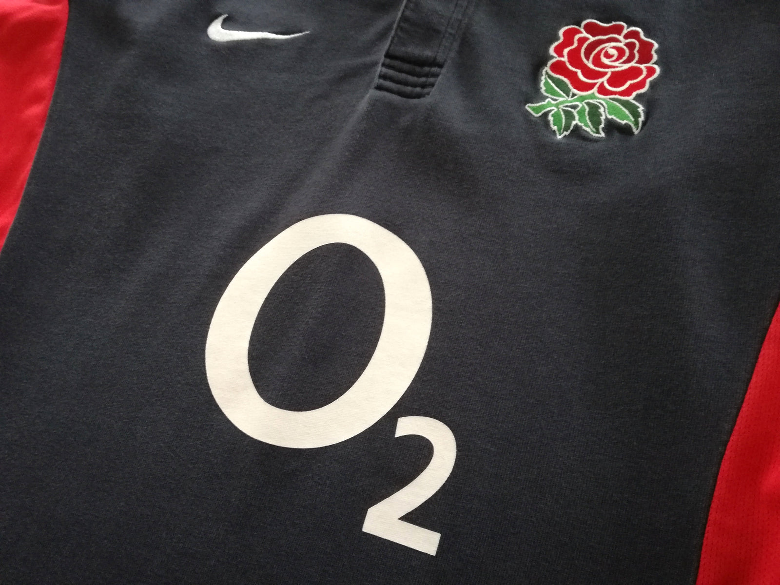 2003/04 England Away Rugby Shirt. (XL)