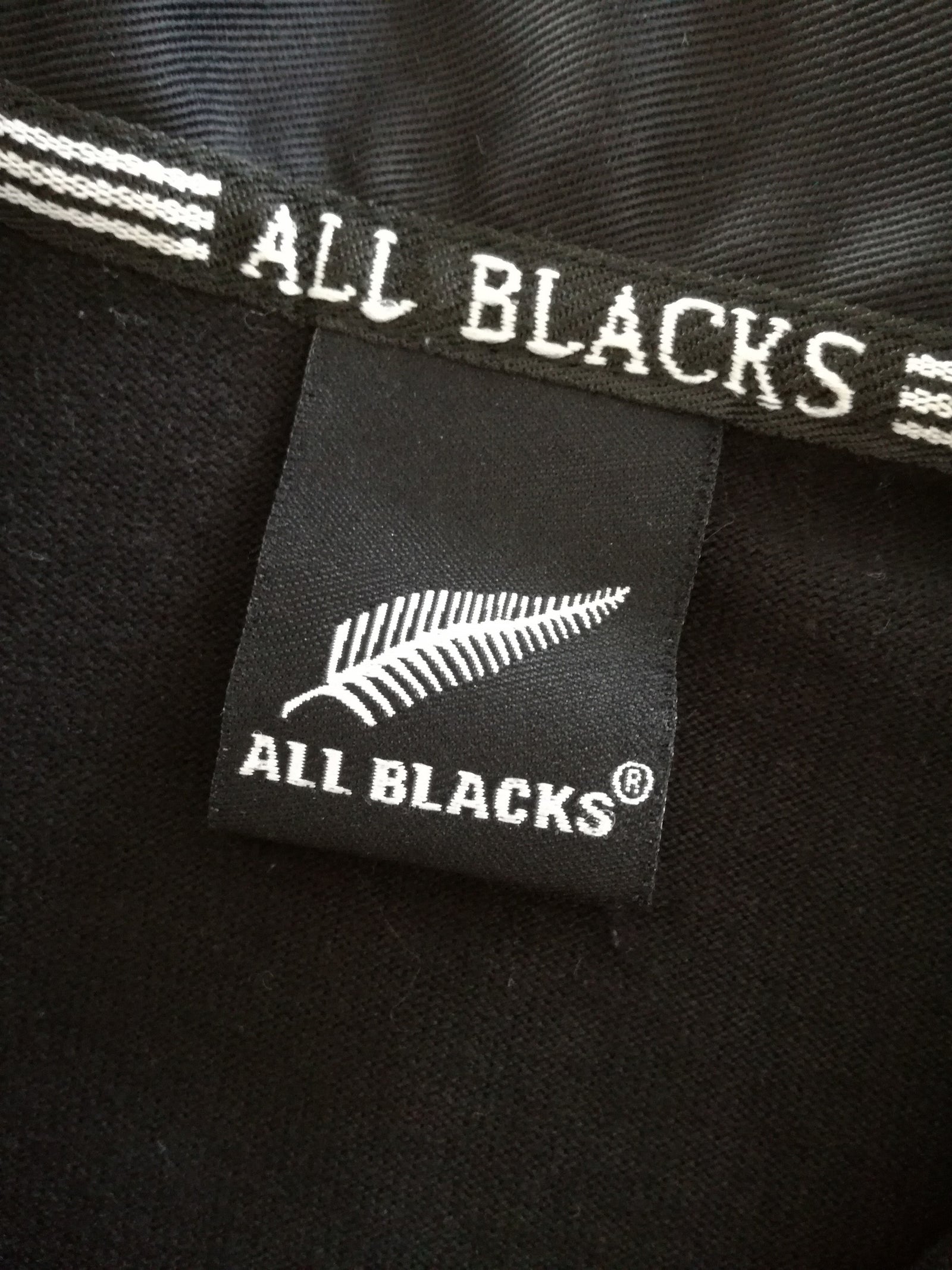2000 New Zealand Home Rugby Shirt. (W) (Size 14)