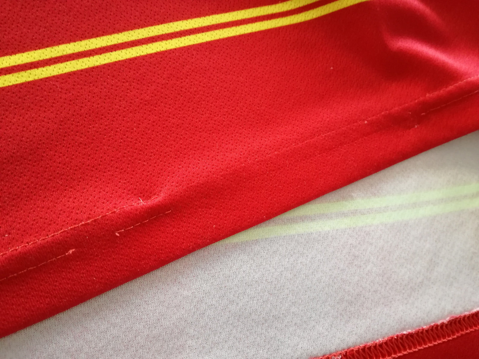 2012/13 Perpignan Home Rugby Shirt (M)