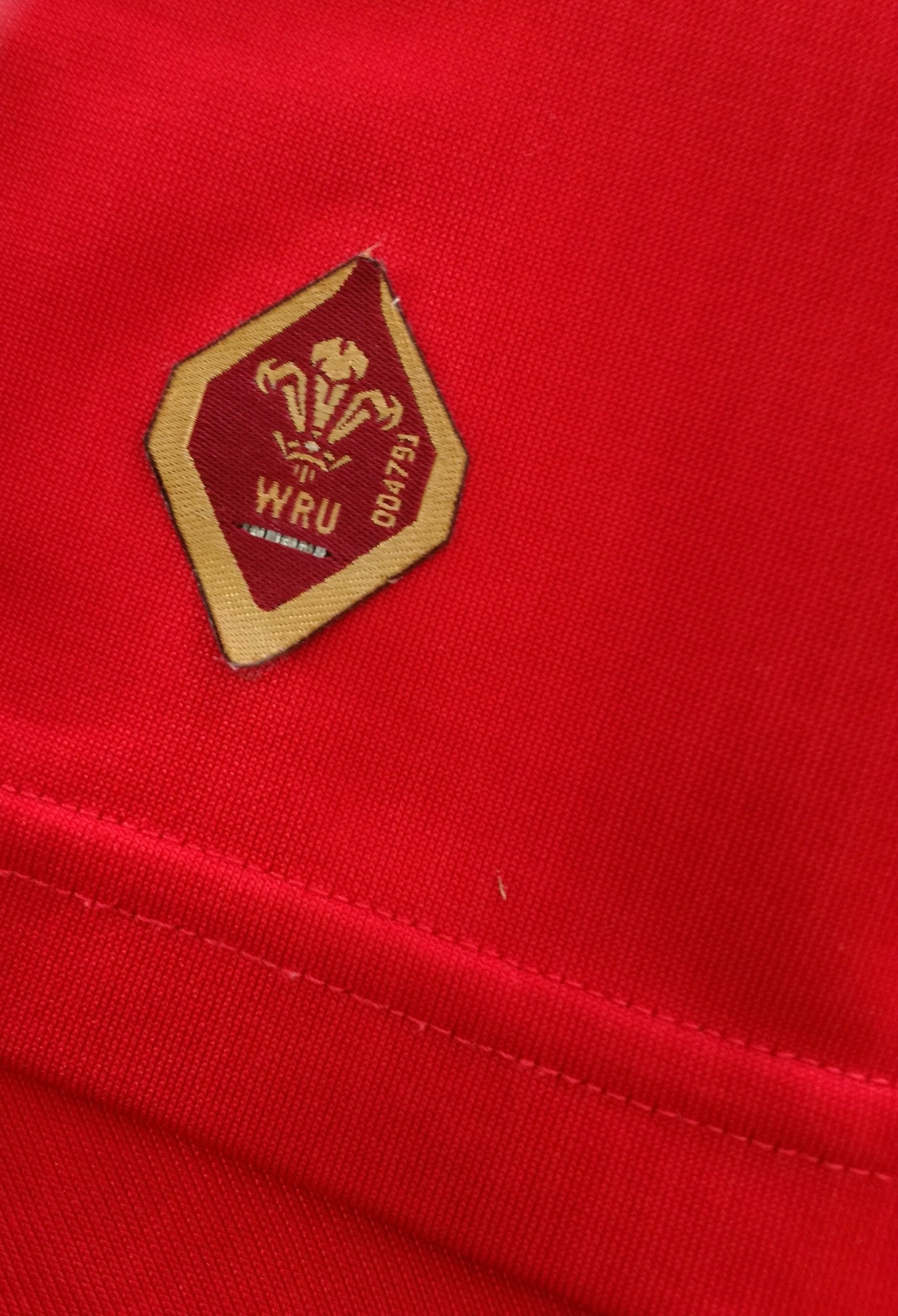 2015/16 Wales Home 'Loose' Rugby Shirt (L)