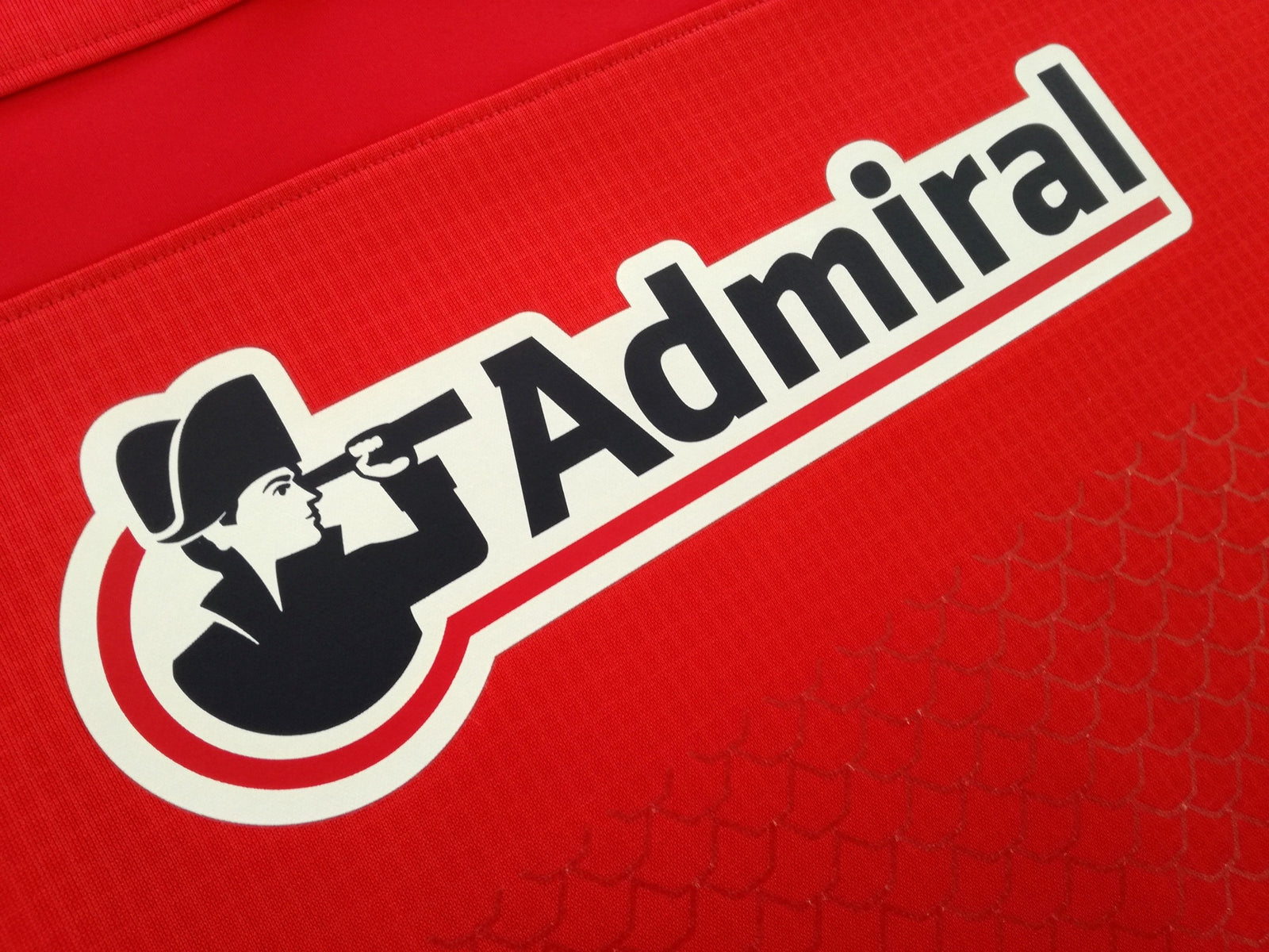 2011/12 Wales Home Rugby Shirt. (M)