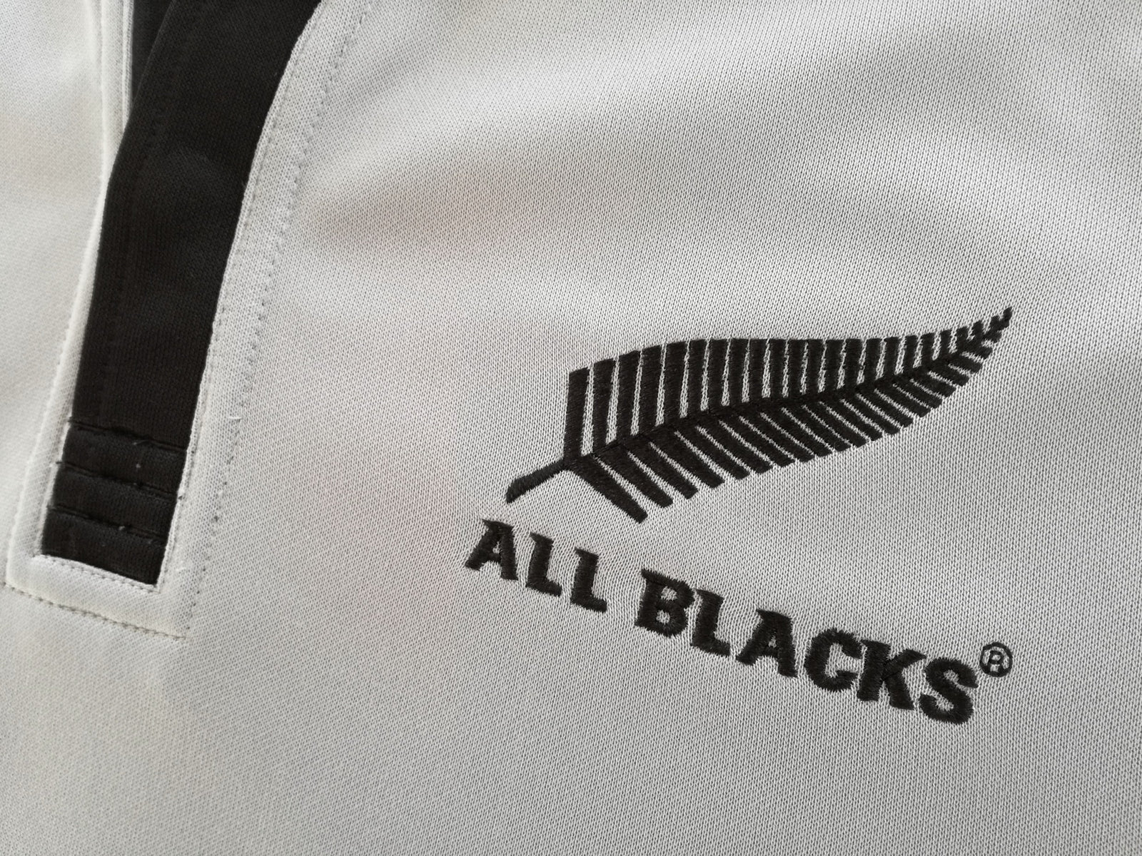2007 New Zealand Away Rugby Shirt (L)