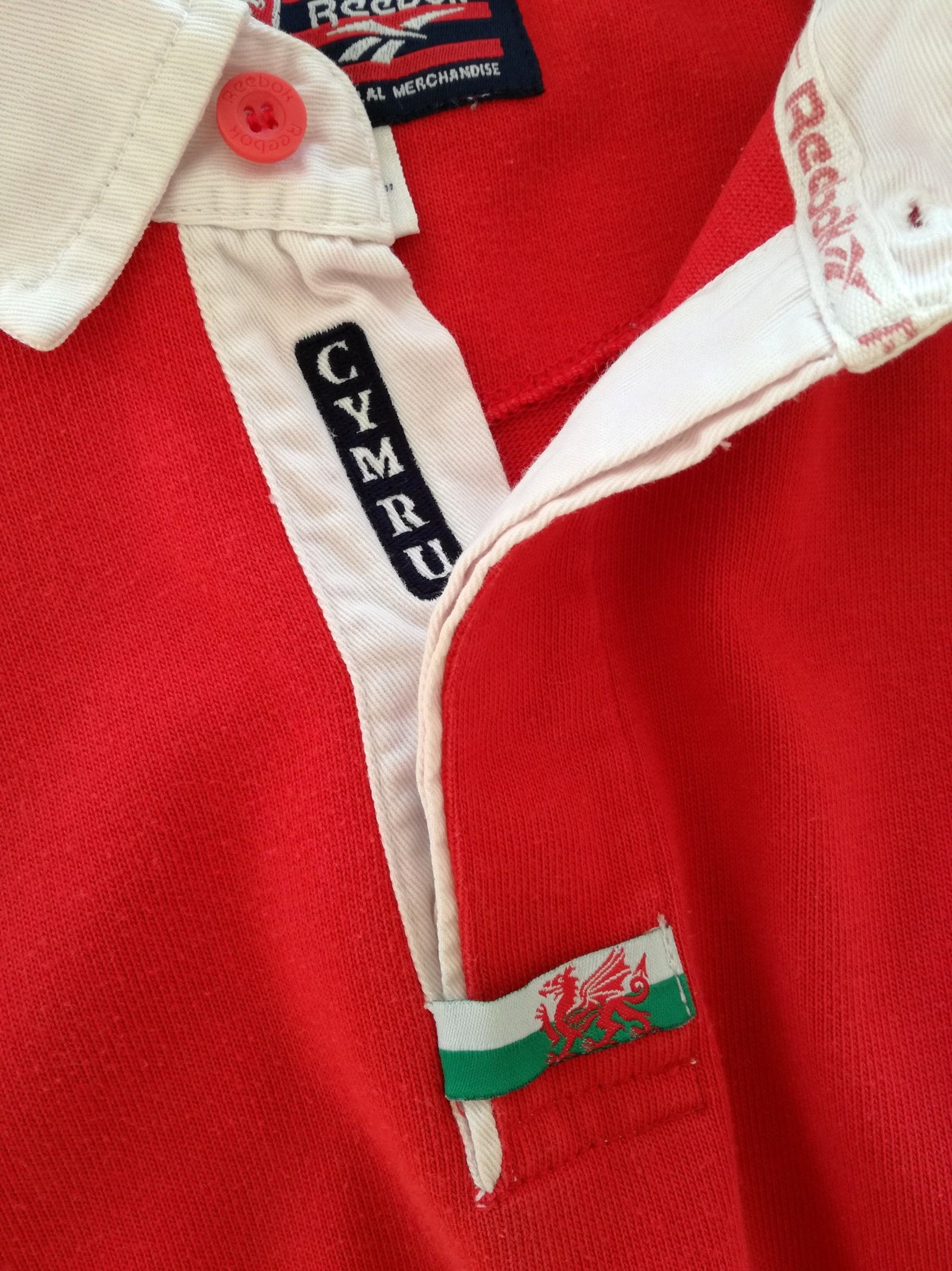 1996/97 Wales Home Rugby Shirt. (XL)