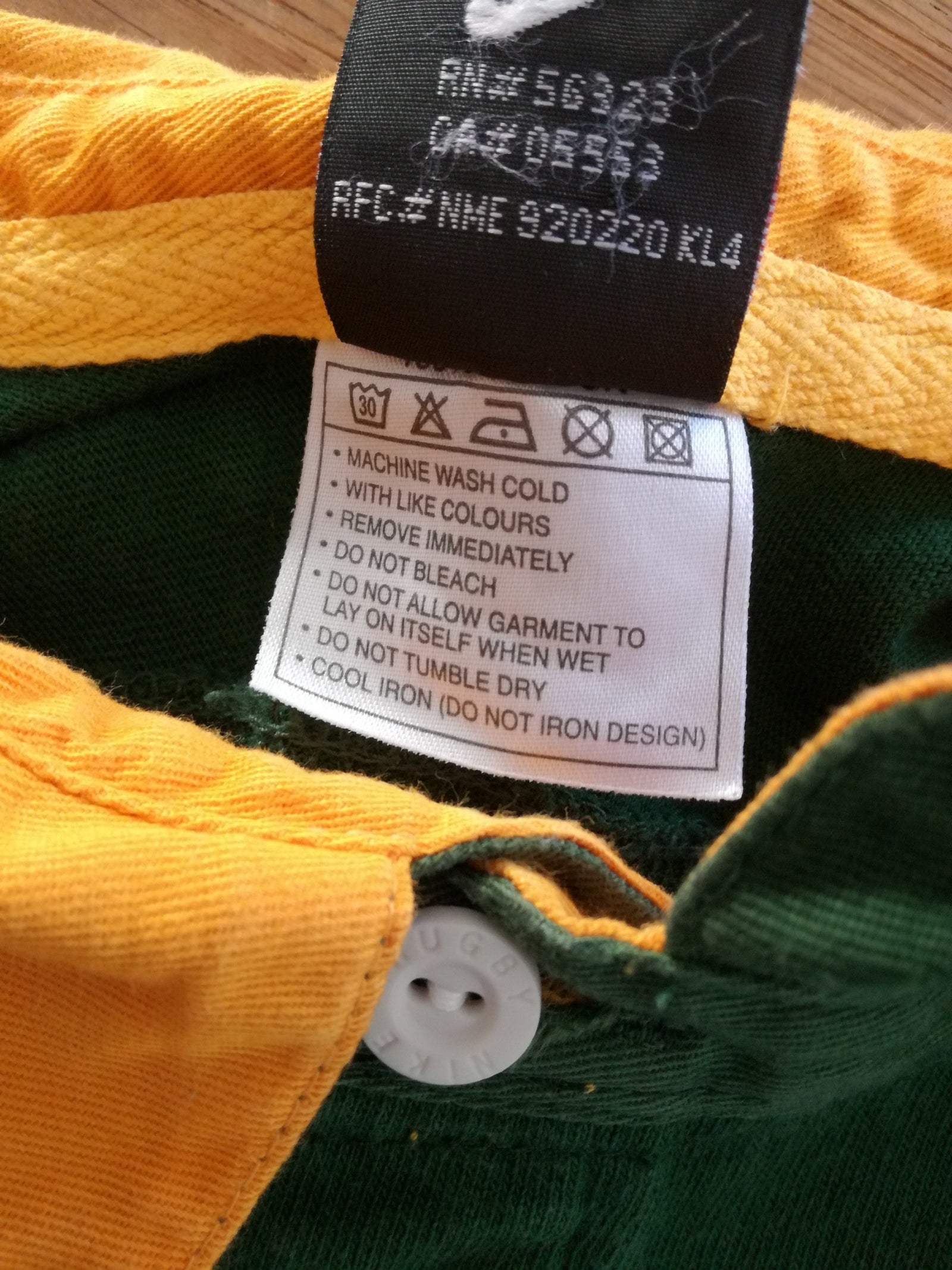 2001 South Africa Home Rugby Shirt. (XL)