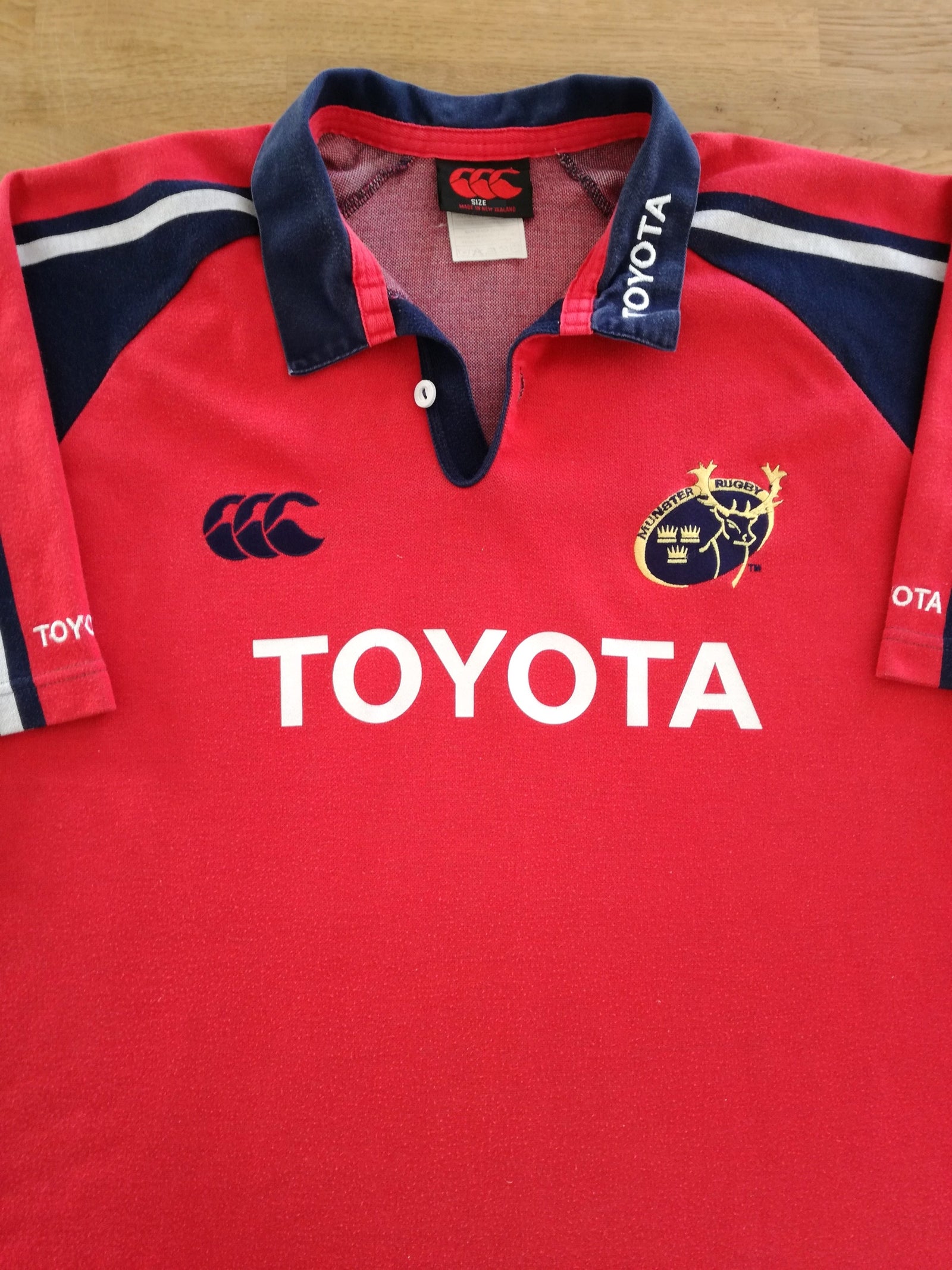 2004/05 Munster Home Pro-Fit Rugby Shirt