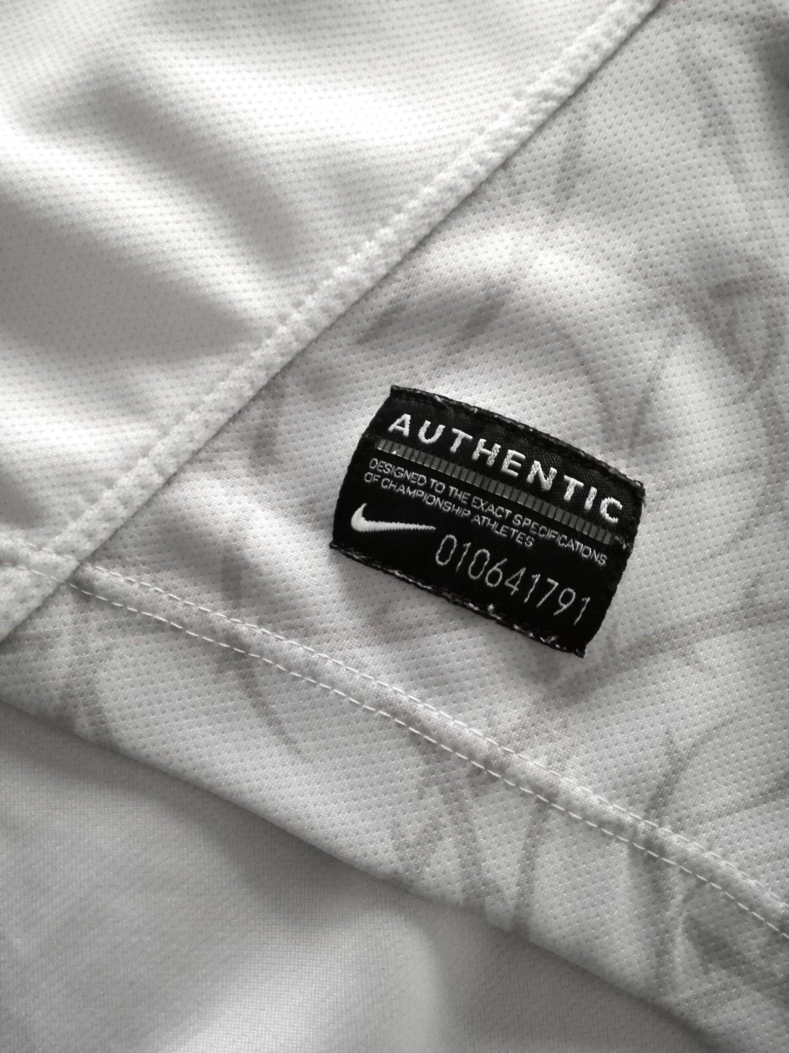 2010/11 England Home Pro-Fit Rugby Shirt (L)