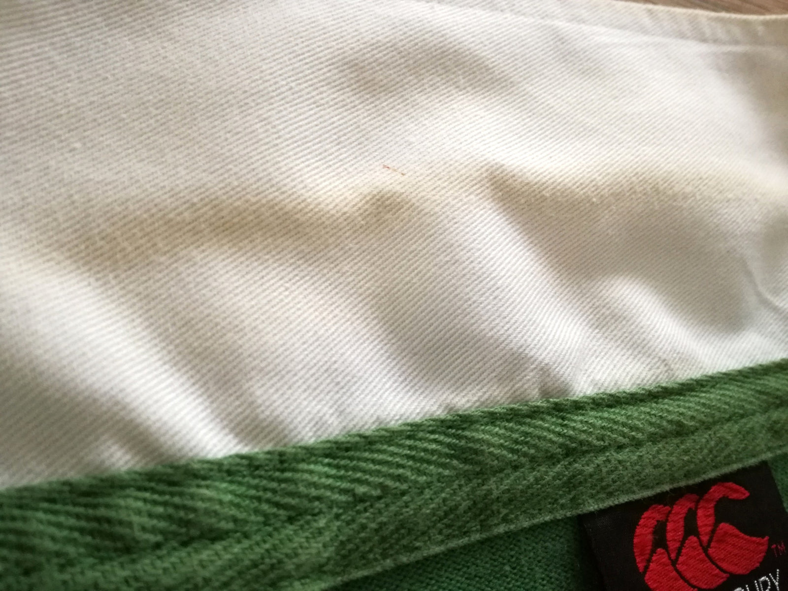 2000/01 Ireland Home Rugby Shirt. (M)