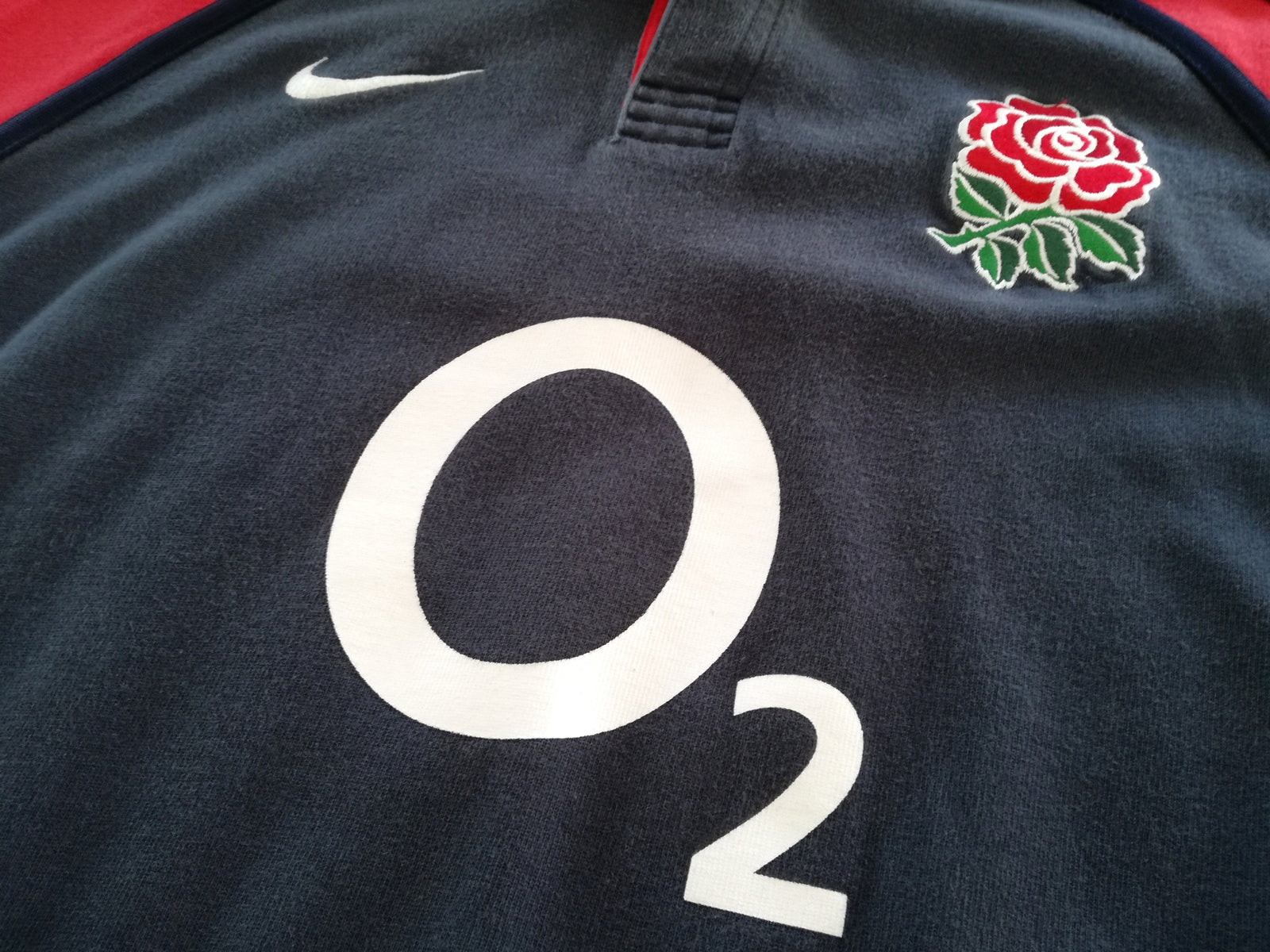 2002/03 England Away Rugby Shirt. (M)