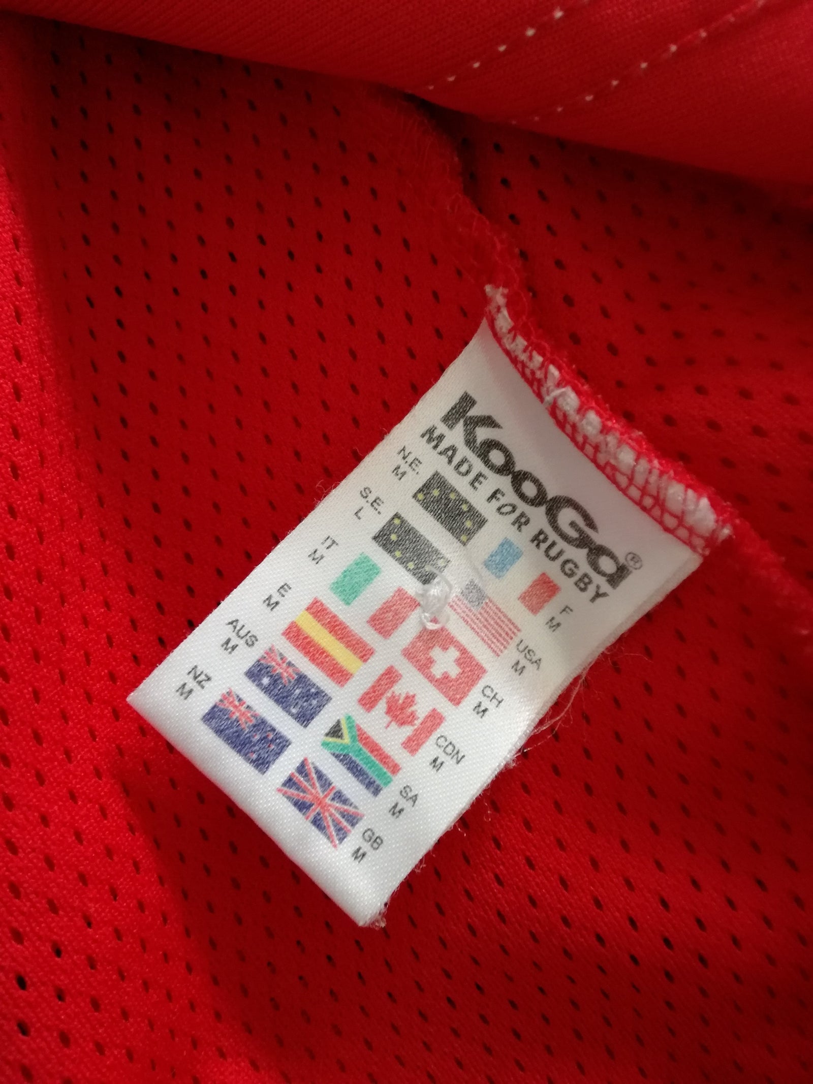 2005/06 Scarlets Home Rugby Shirt (M)