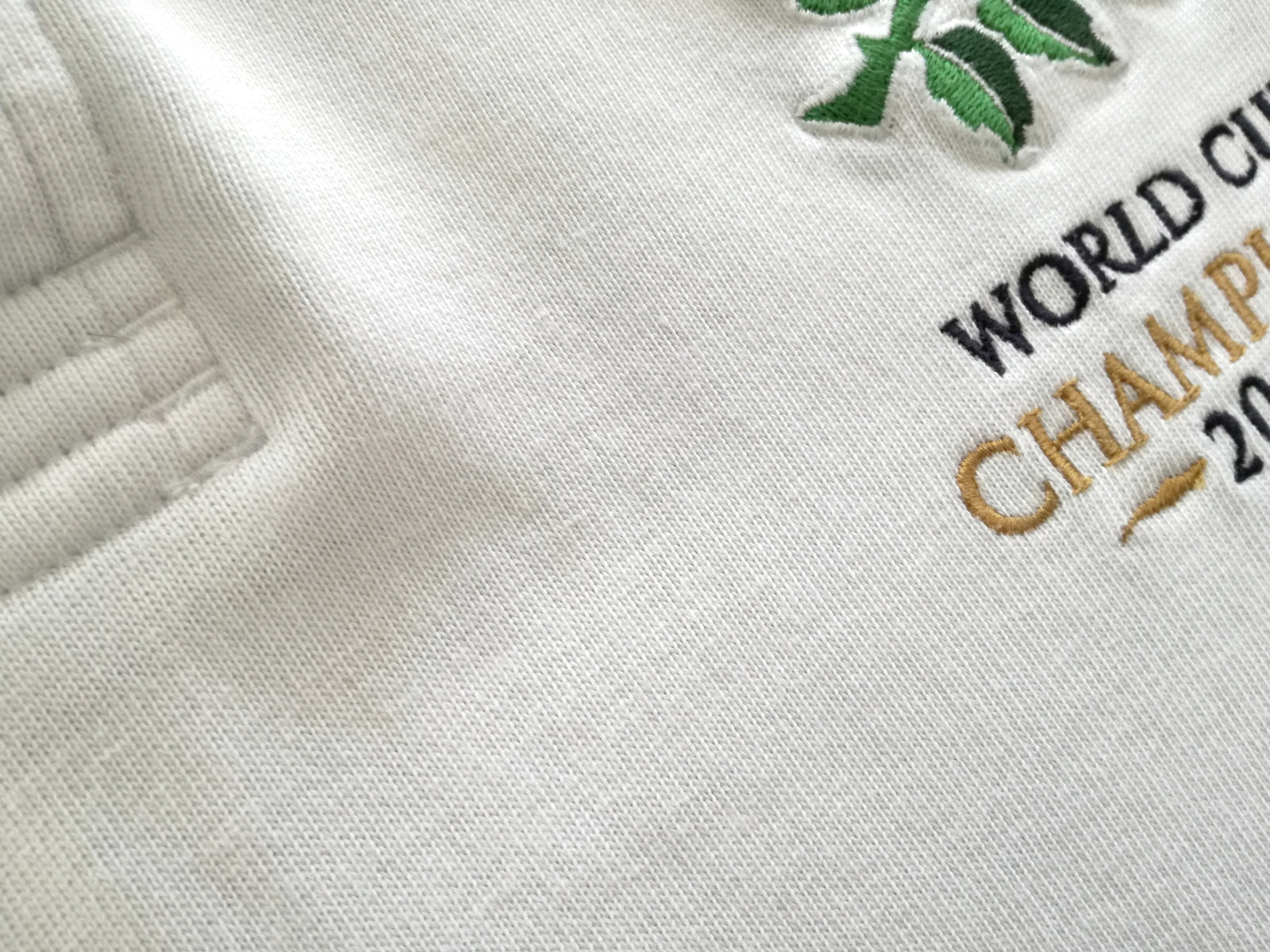 2003 England Home 'World Cup Champions' Rugby Shirt. (XXL)