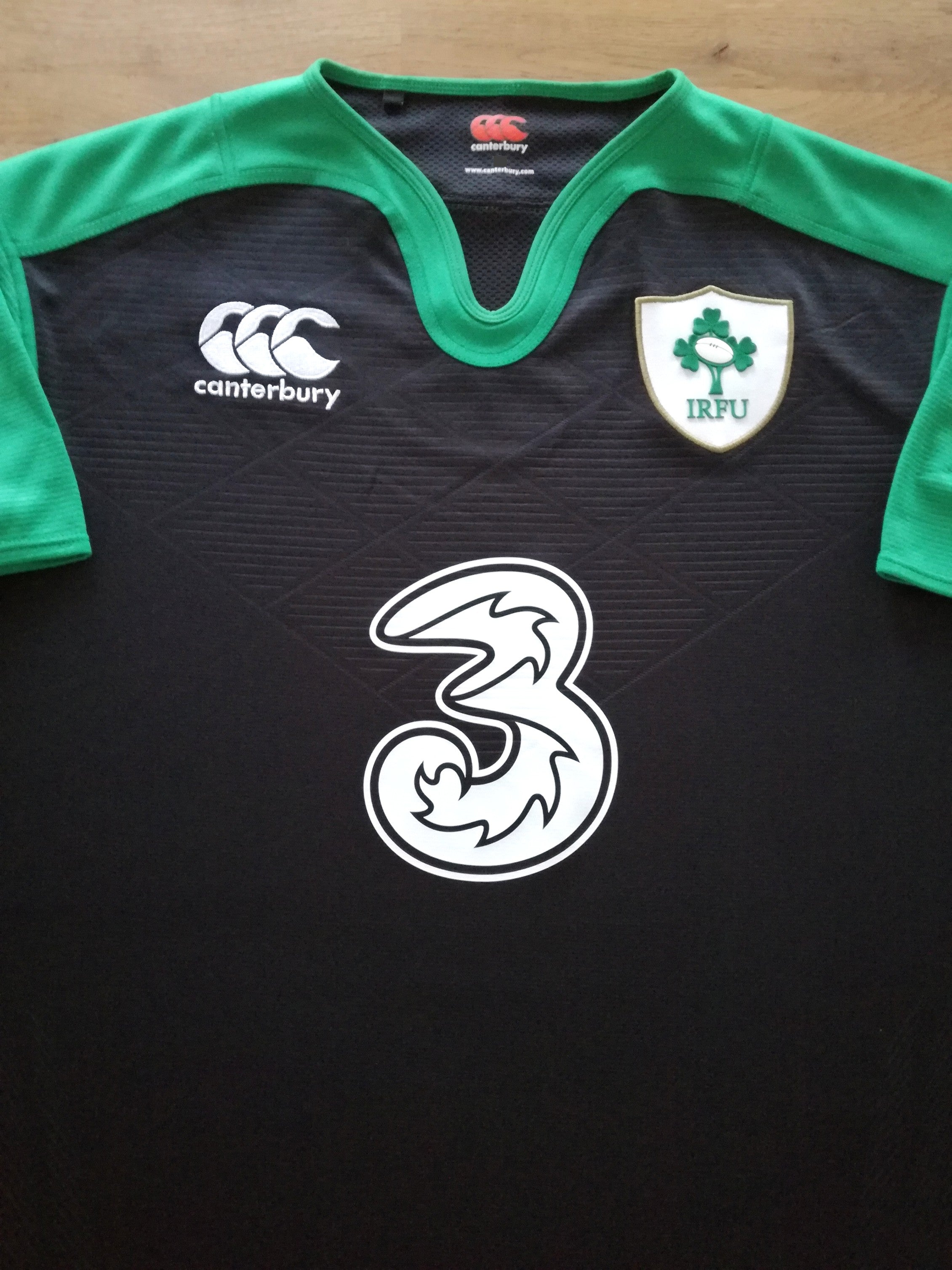 2015/16 Ireland Away Vapodri Rugby Shirt