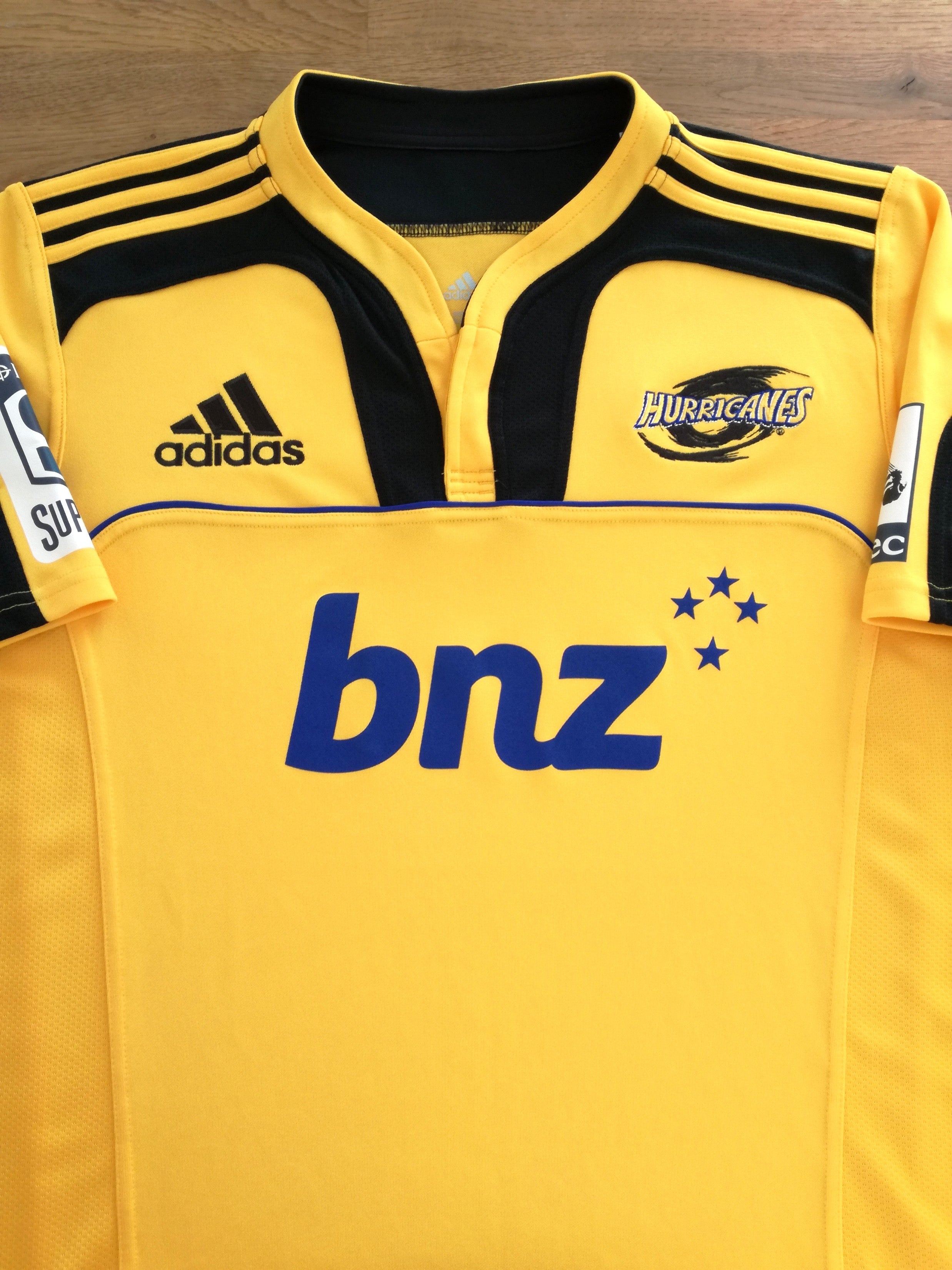 2011 Hurricanes Home Super Rugby Shirt