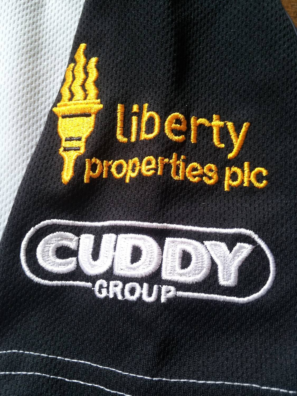 2005/06 Ospreys Away Rugby Shirt (L)