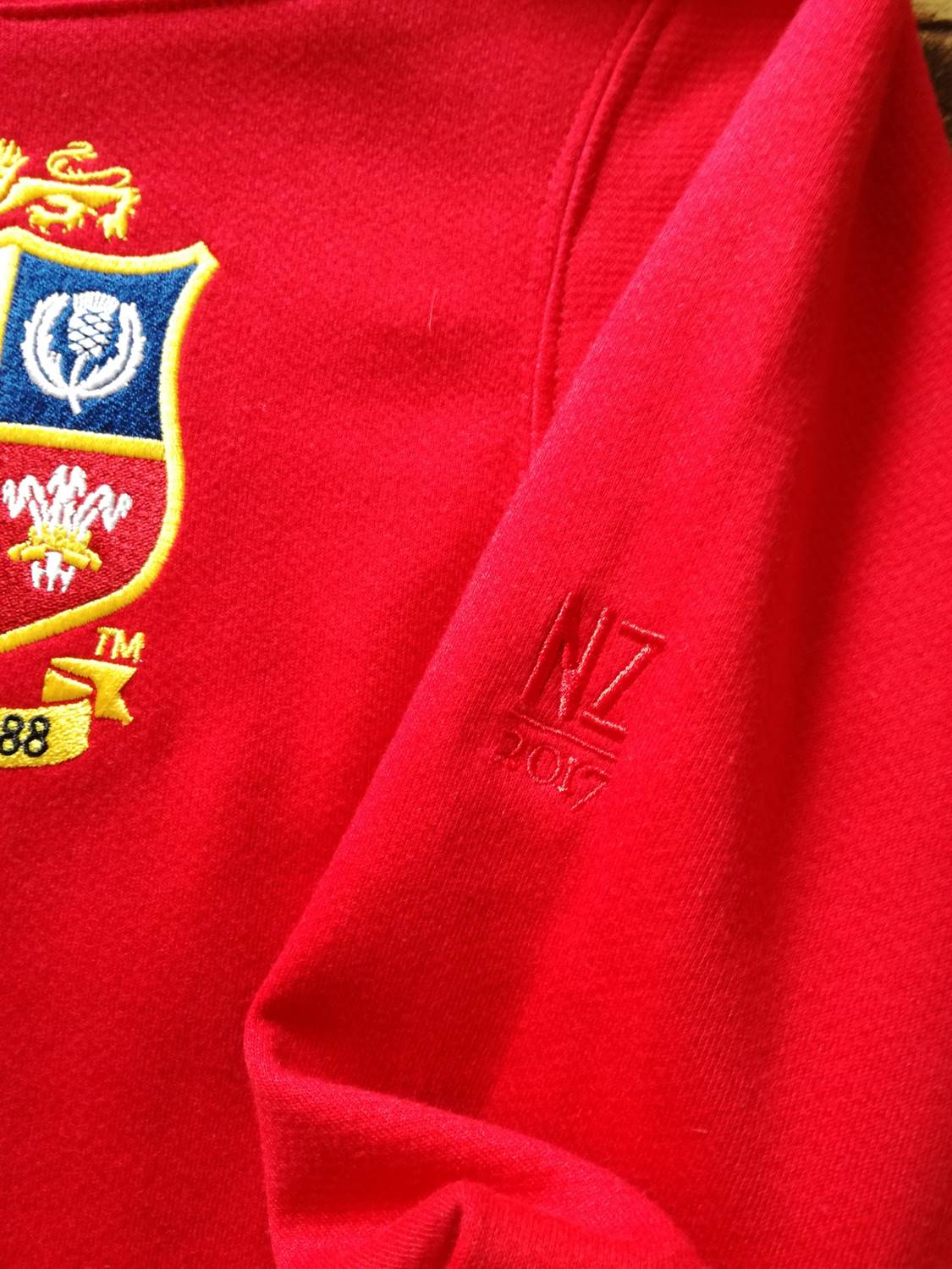2017 British & Irish Lions Vapodri Rugby Shirt. (M)