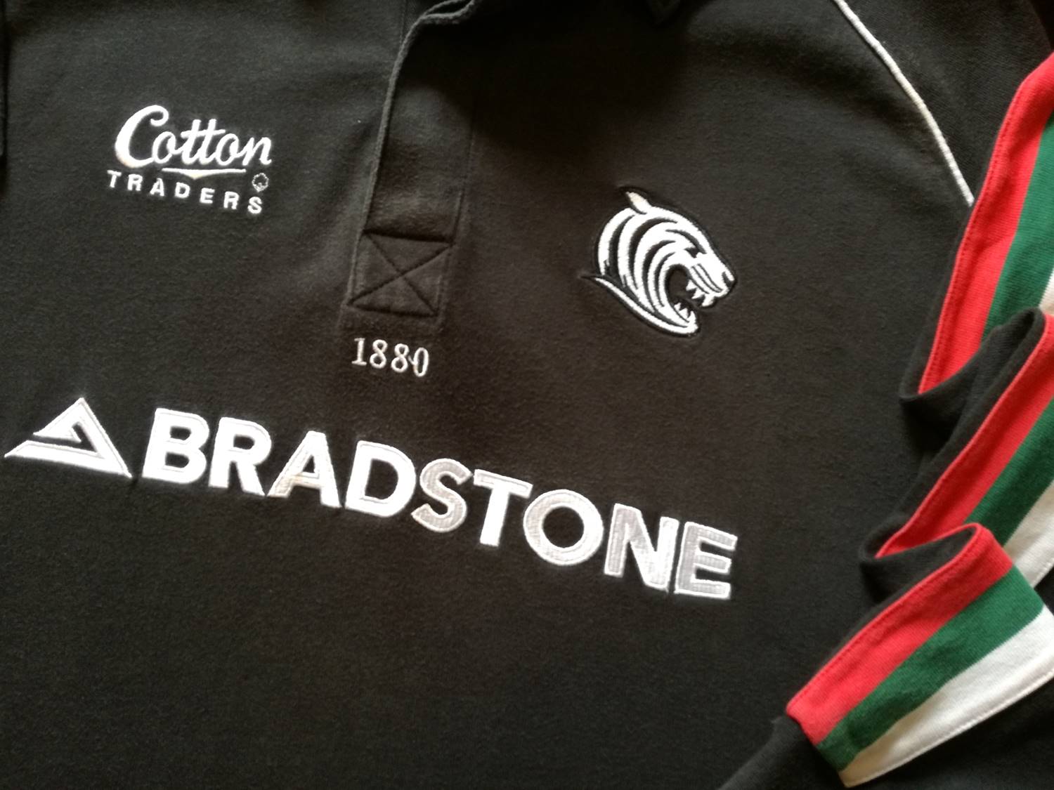 2004/05 Leicester Tigers 3rd Rugby Shirt. (Youth)