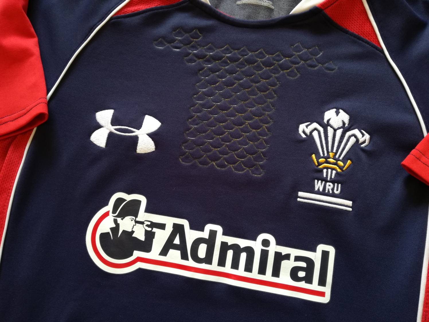 2010/11 Wales Away Player Issue Rugby Shirt (M)