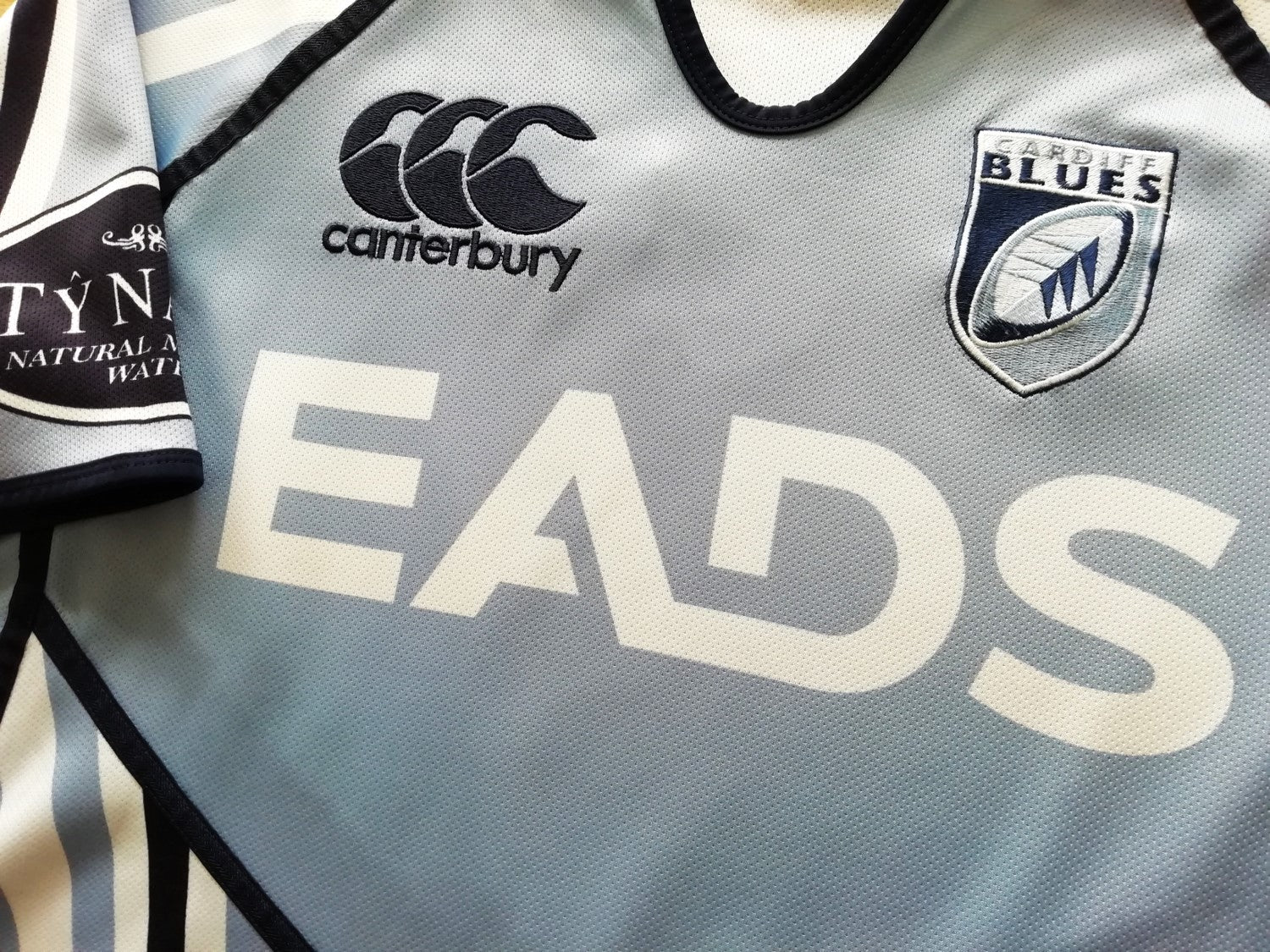 2011/12 Cardiff Blues Home Rugby Shirt (M)