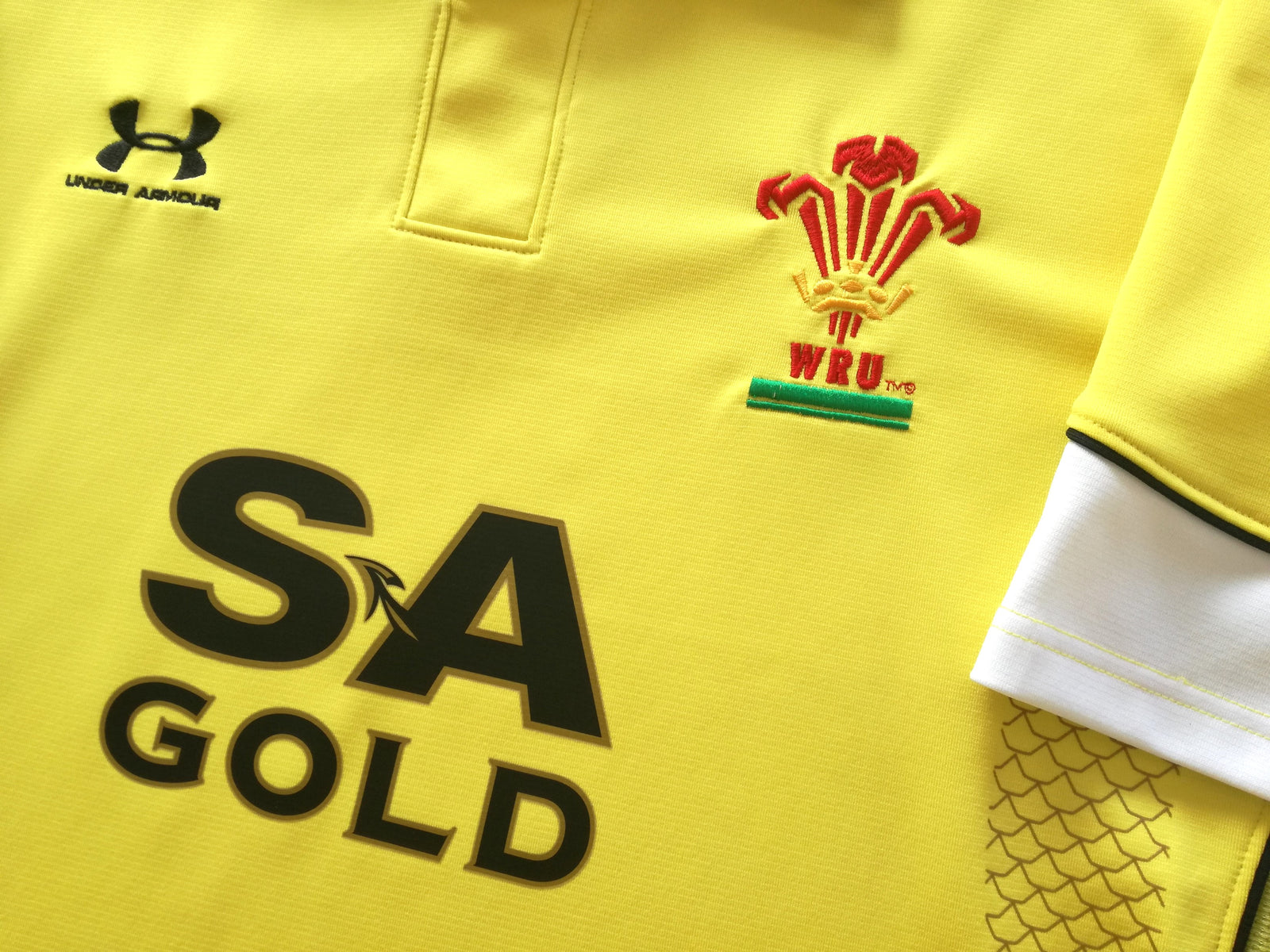 2008/09 Wales Away Rugby Shirt (S)
