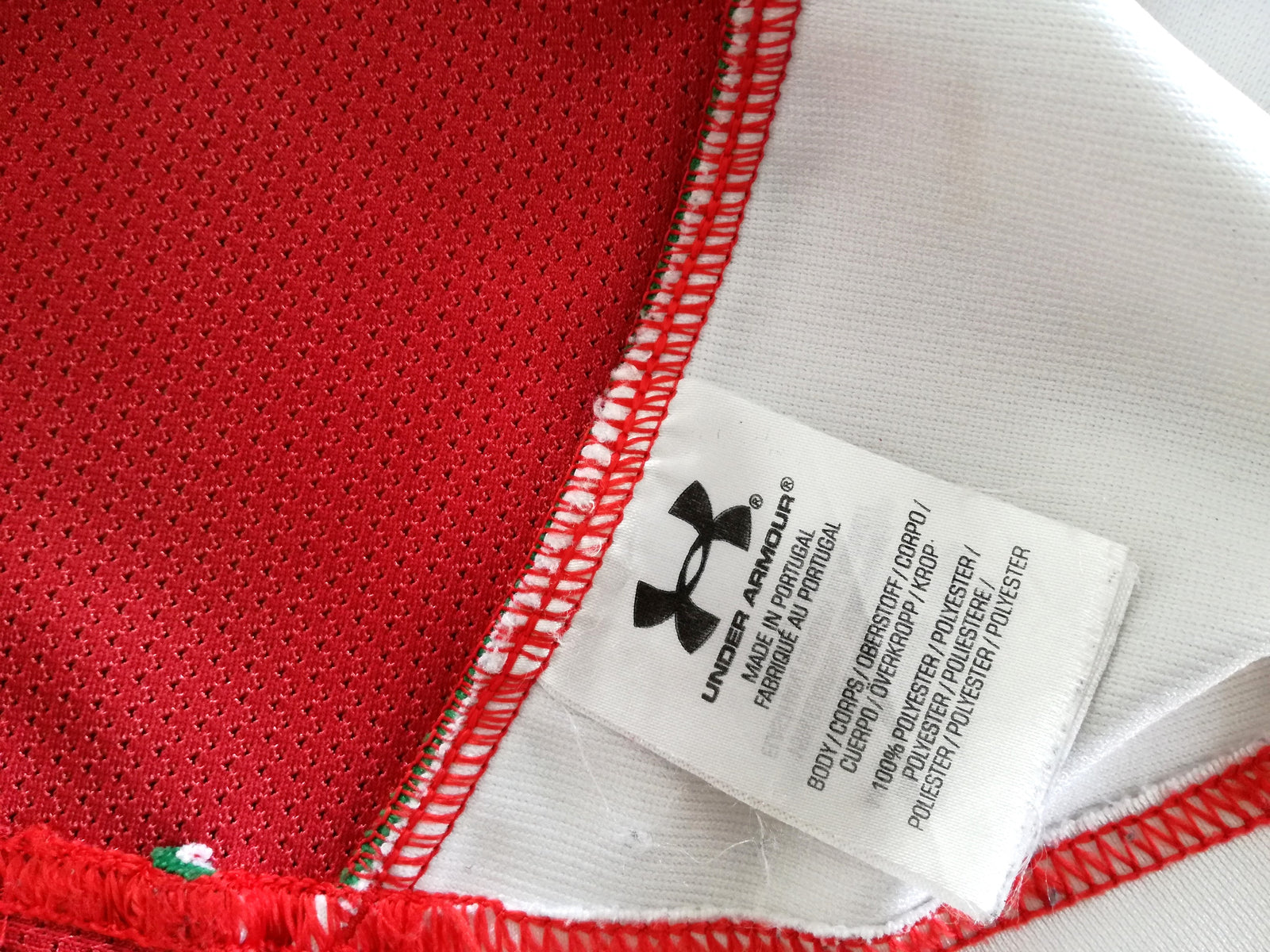 2008/09 Wales Pro-Fit Rugby Training Shirt (M)